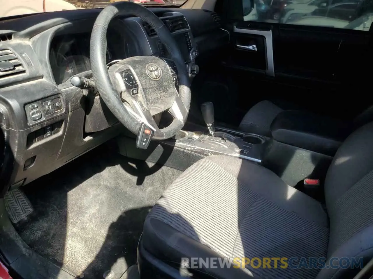 7 fotografías del automóvil dañado JTEEU5JR8P5292672 TOYOTA 4RUNNER 2023