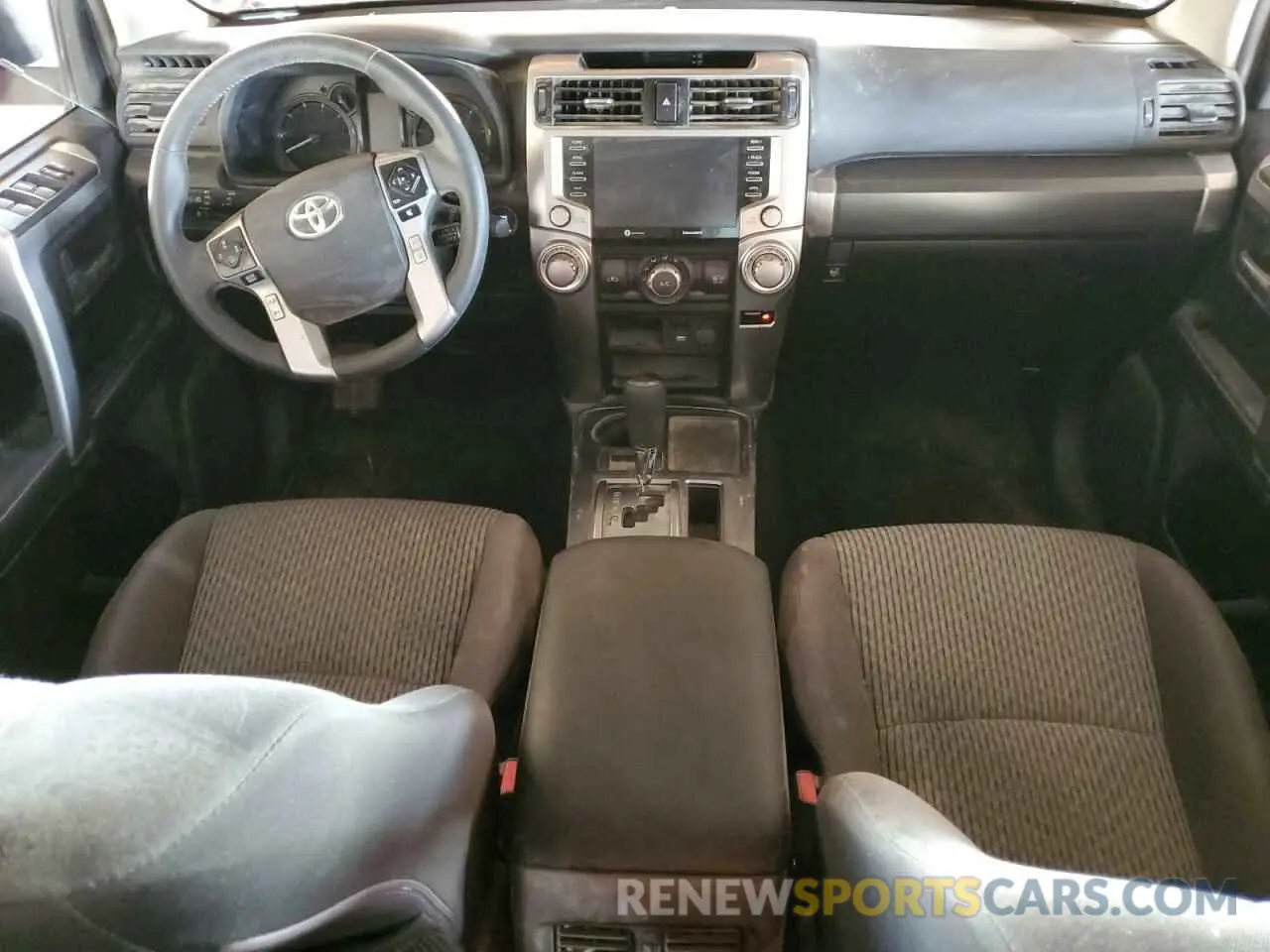 8 fotografías del automóvil dañado JTEEU5JR8P5292672 TOYOTA 4RUNNER 2023