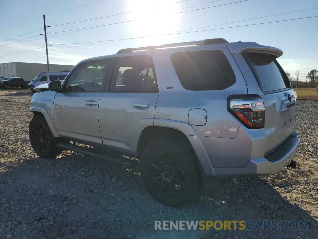 2 fotografías del automóvil dañado JTEFU5JR0P5281671 TOYOTA 4RUNNER 2023