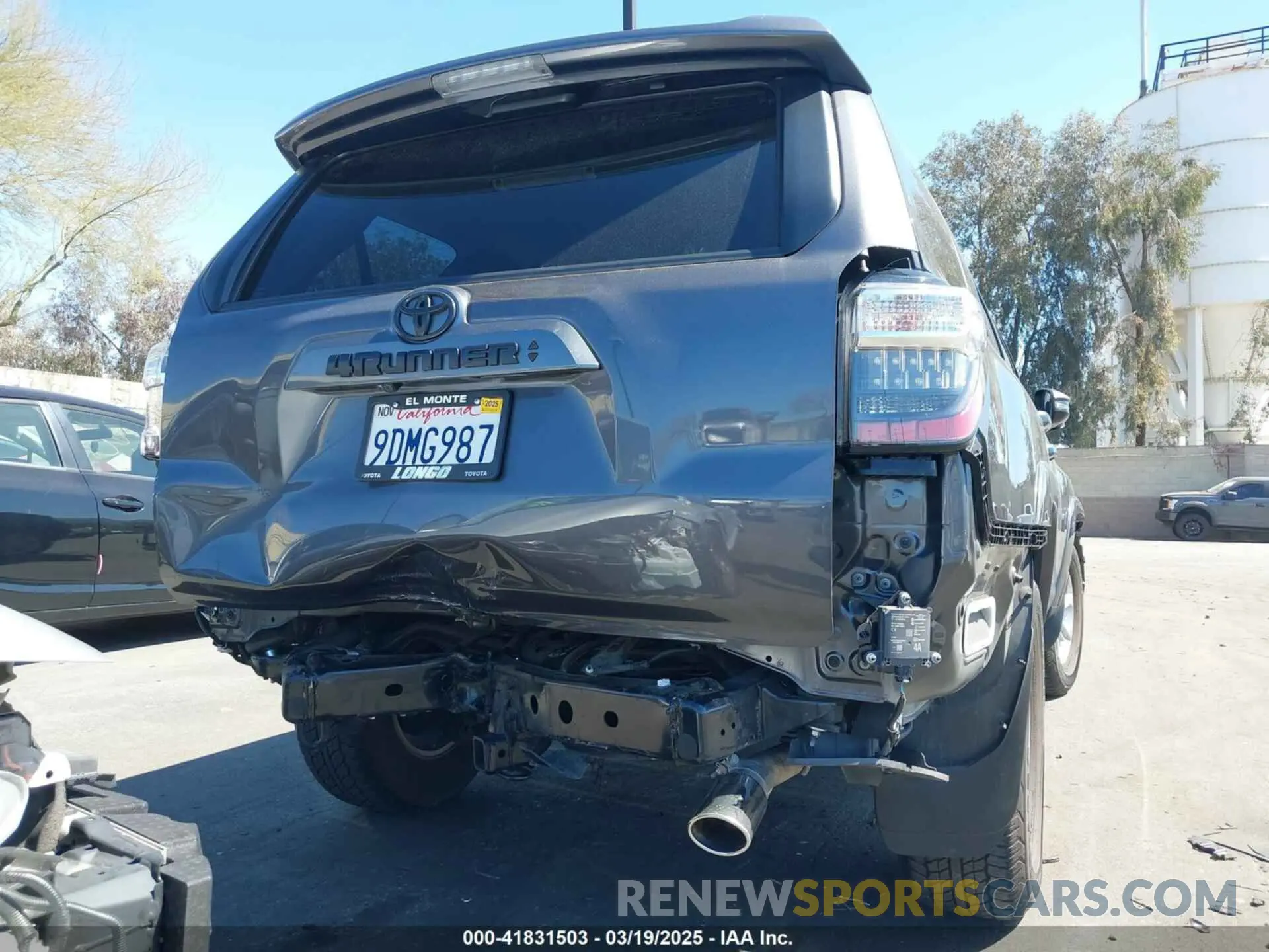 6 fotografías del automóvil dañado JTEFU5JR2P5283583 TOYOTA 4RUNNER 2023