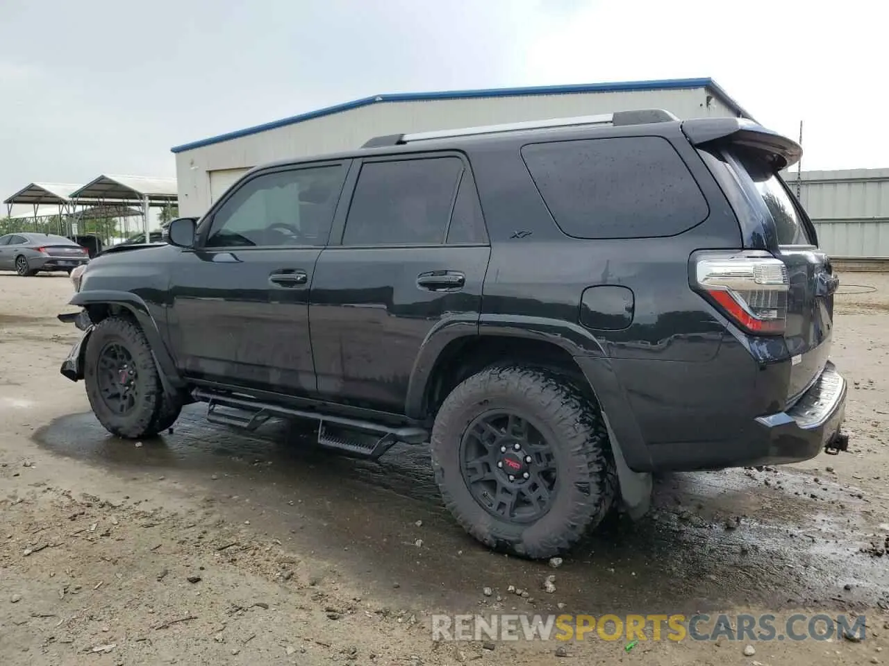 2 fotografías del automóvil dañado JTEFU5JR6P5295560 TOYOTA 4RUNNER 2023