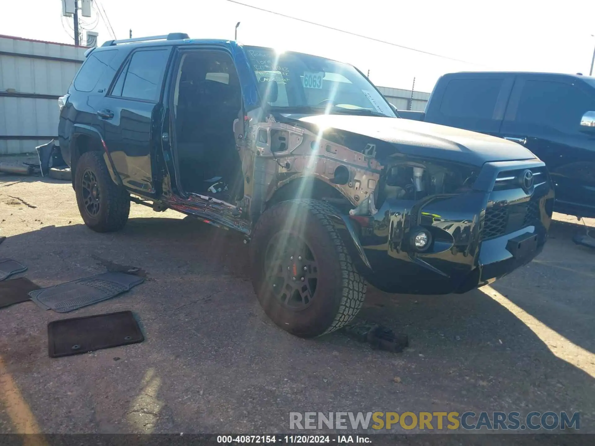 1 fotografías del automóvil dañado JTEFU5JR7P5304685 TOYOTA 4RUNNER 2023