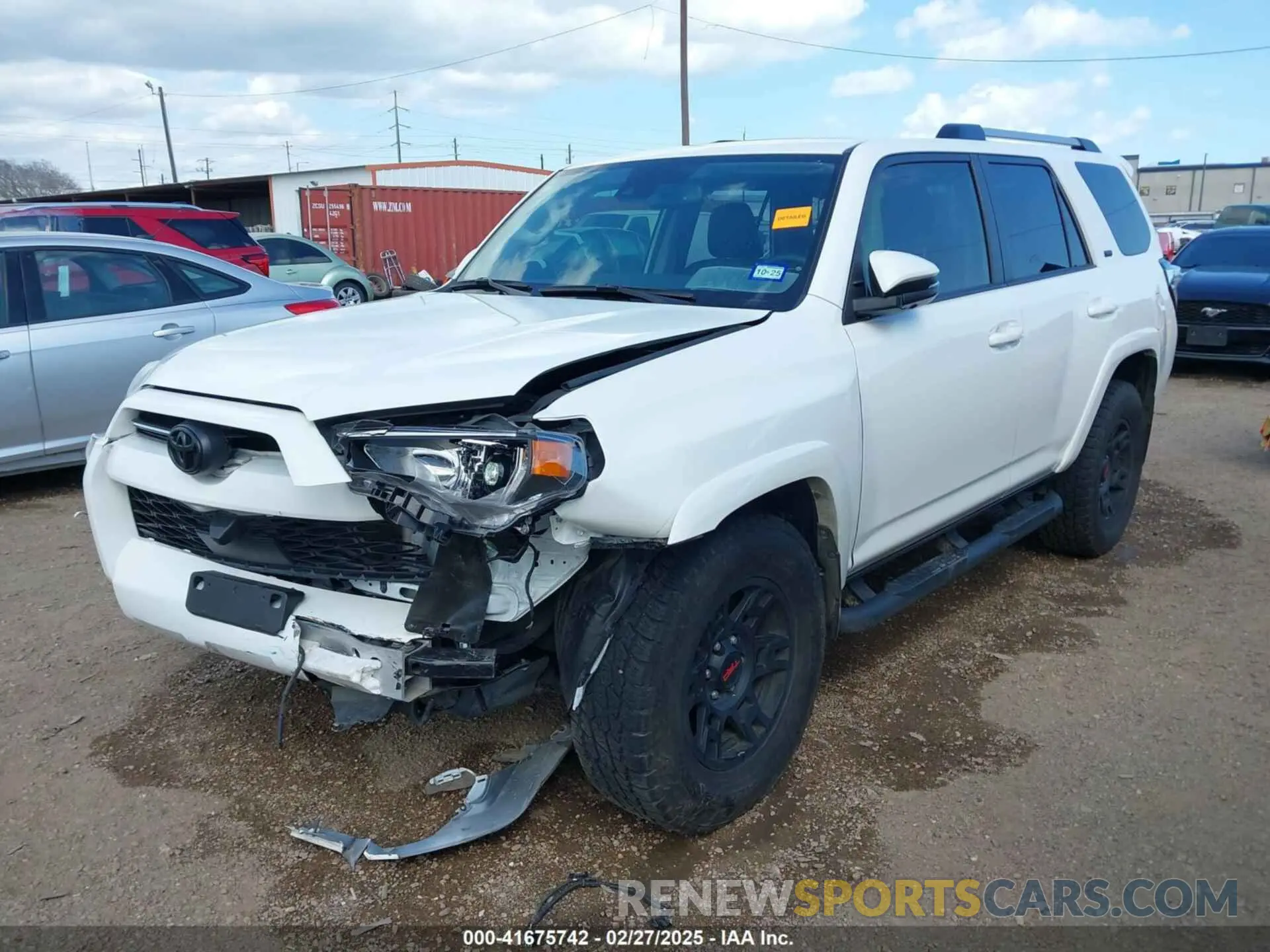 2 fotografías del automóvil dañado JTEFU5JR9P5301612 TOYOTA 4RUNNER 2023