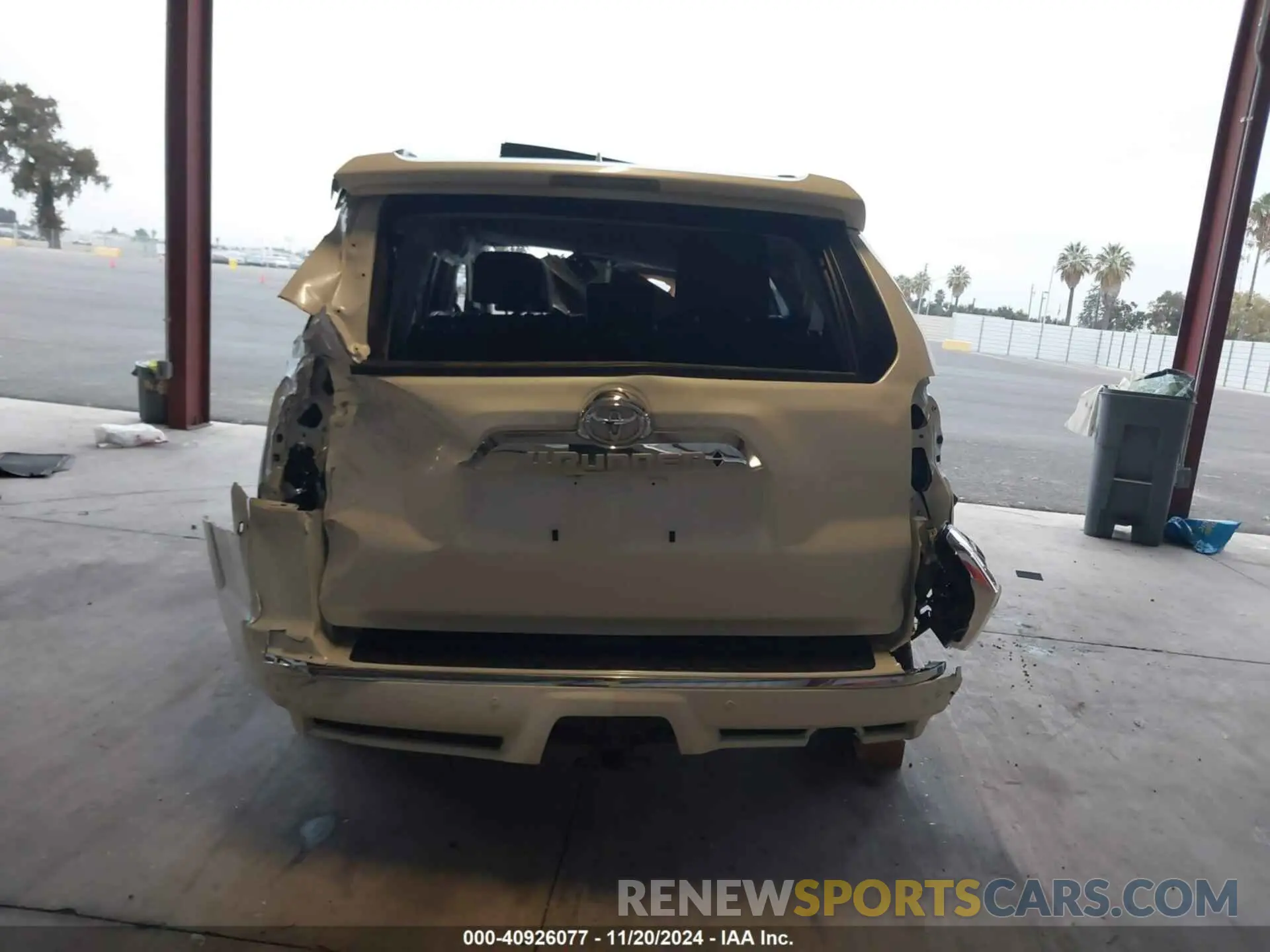16 fotografías del automóvil dañado JTEKU5JR0P6198590 TOYOTA 4RUNNER 2023