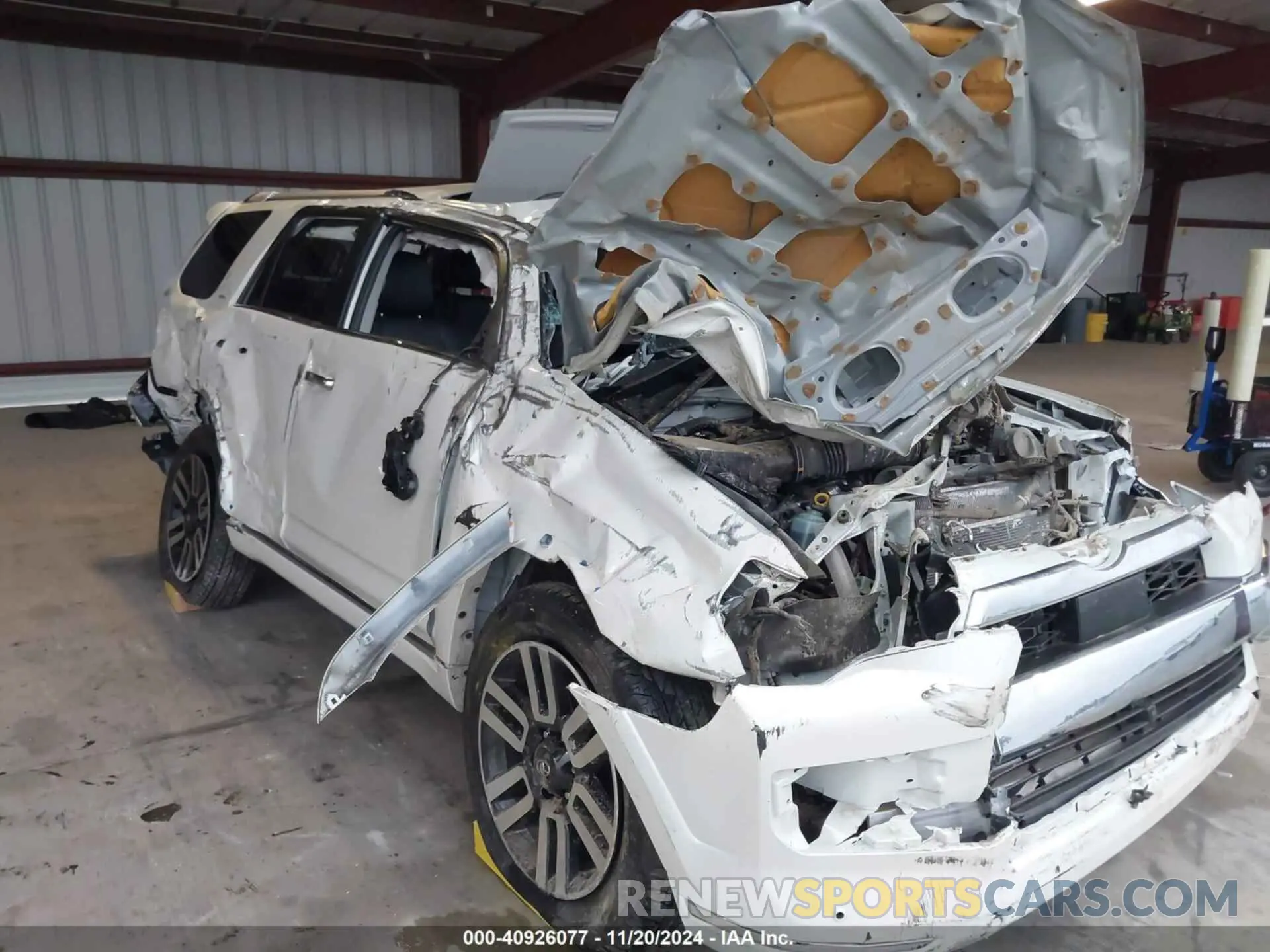 6 fotografías del automóvil dañado JTEKU5JR0P6198590 TOYOTA 4RUNNER 2023