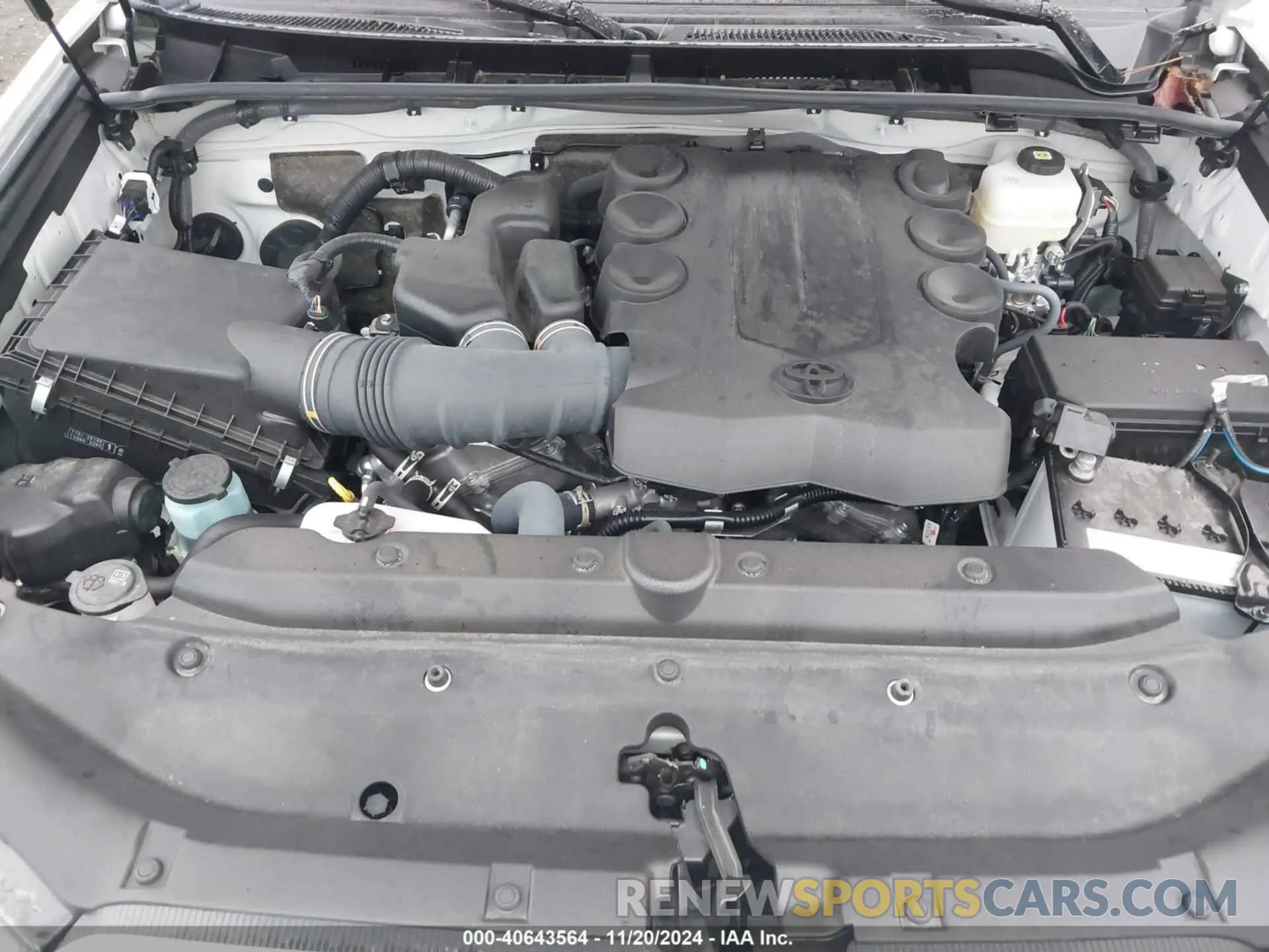 10 fotografías del automóvil dañado JTEKU5JR2P6192158 TOYOTA 4RUNNER 2023