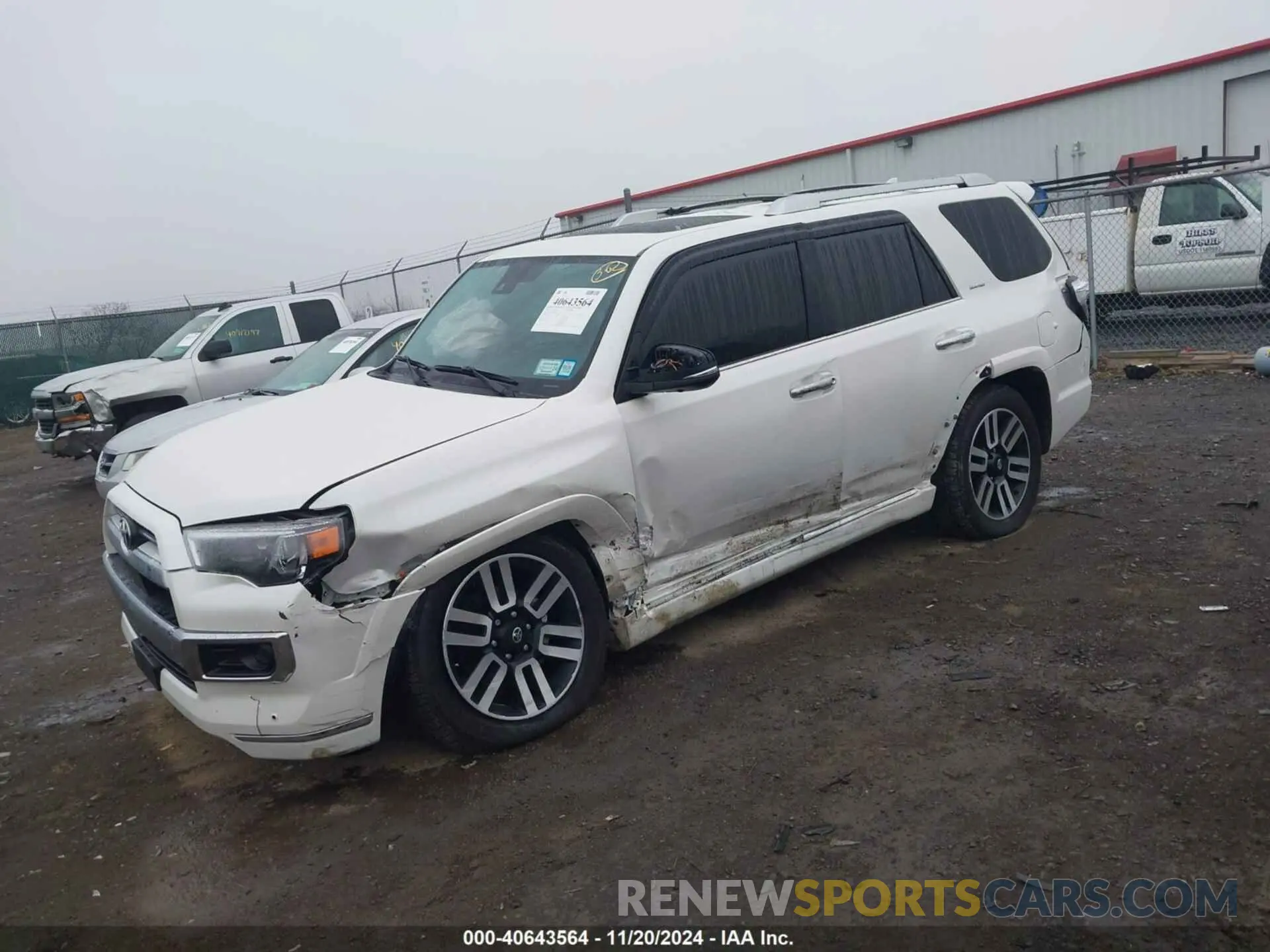 2 fotografías del automóvil dañado JTEKU5JR2P6192158 TOYOTA 4RUNNER 2023