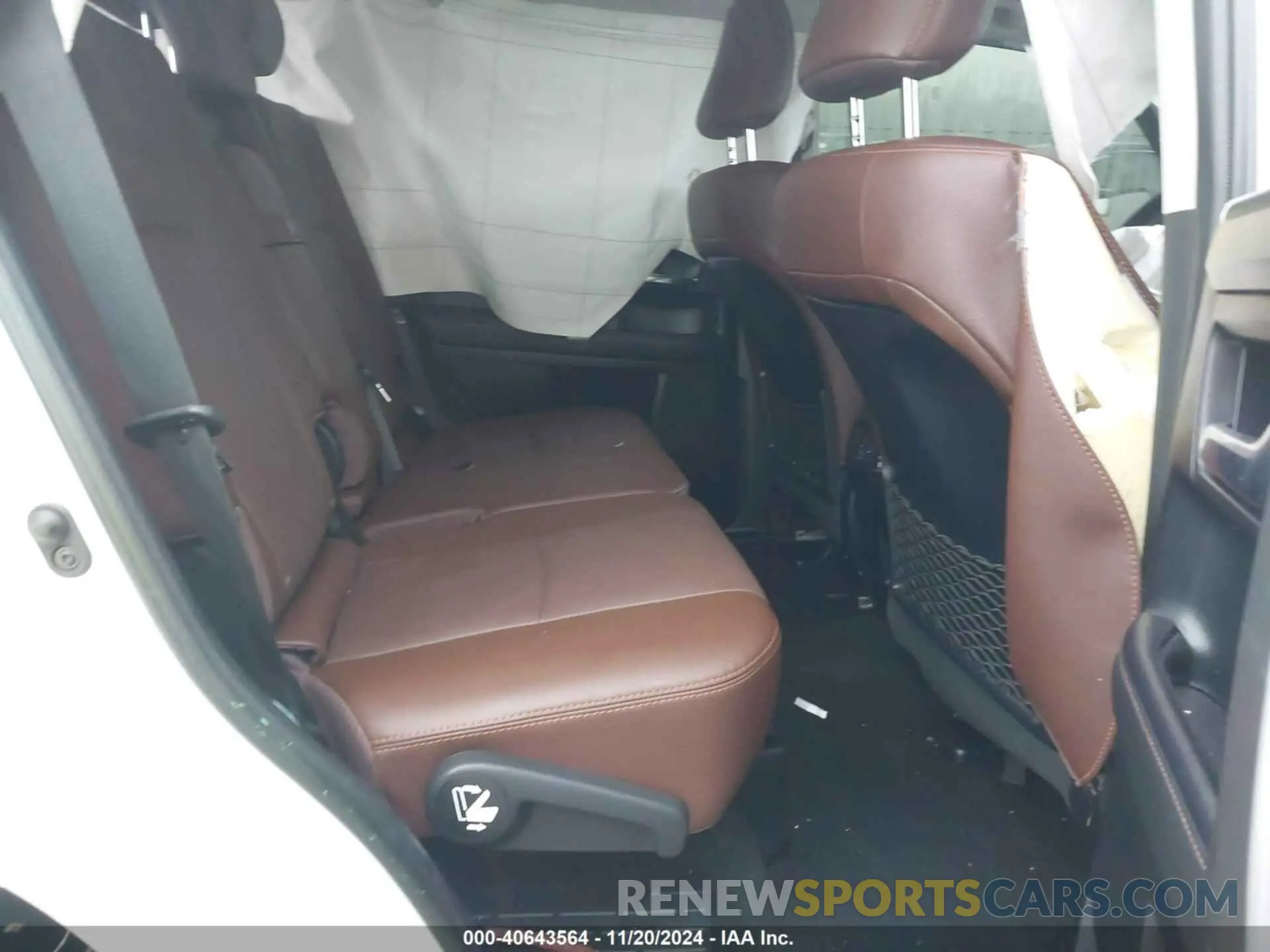 8 fotografías del automóvil dañado JTEKU5JR2P6192158 TOYOTA 4RUNNER 2023
