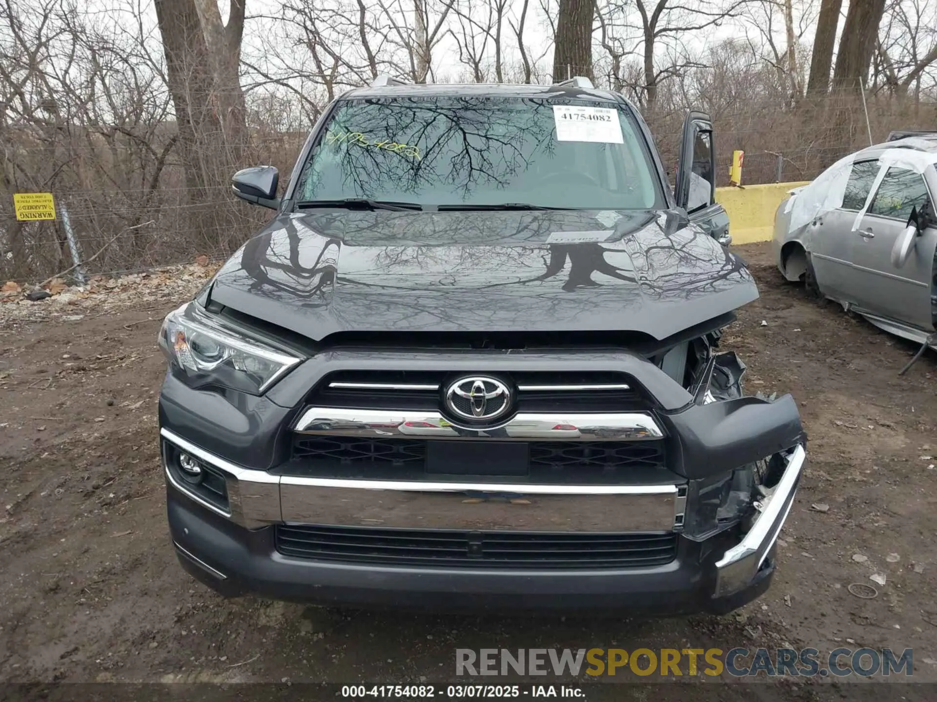 12 fotografías del automóvil dañado JTEKU5JR5P6110276 TOYOTA 4RUNNER 2023