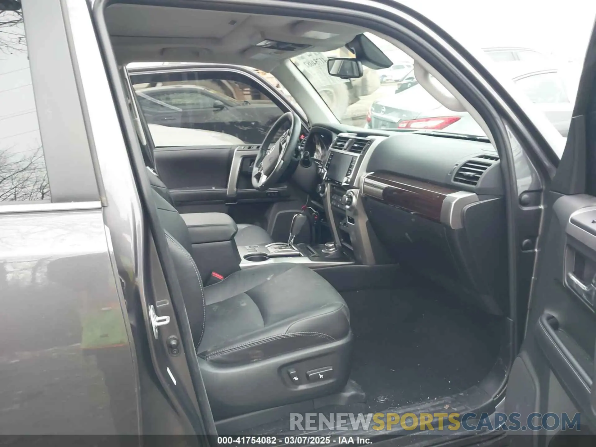 5 fotografías del automóvil dañado JTEKU5JR5P6110276 TOYOTA 4RUNNER 2023