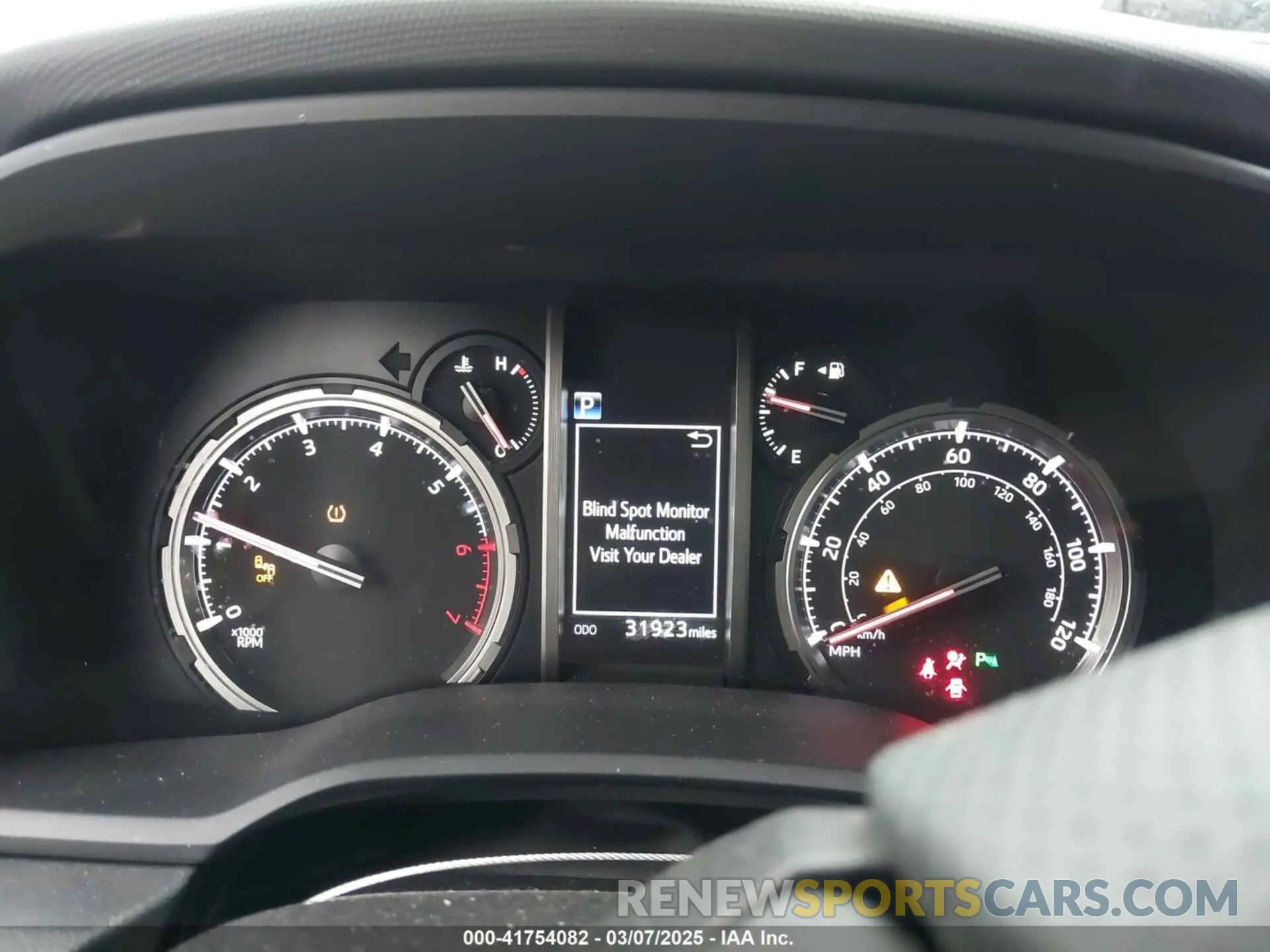 7 fotografías del automóvil dañado JTEKU5JR5P6110276 TOYOTA 4RUNNER 2023