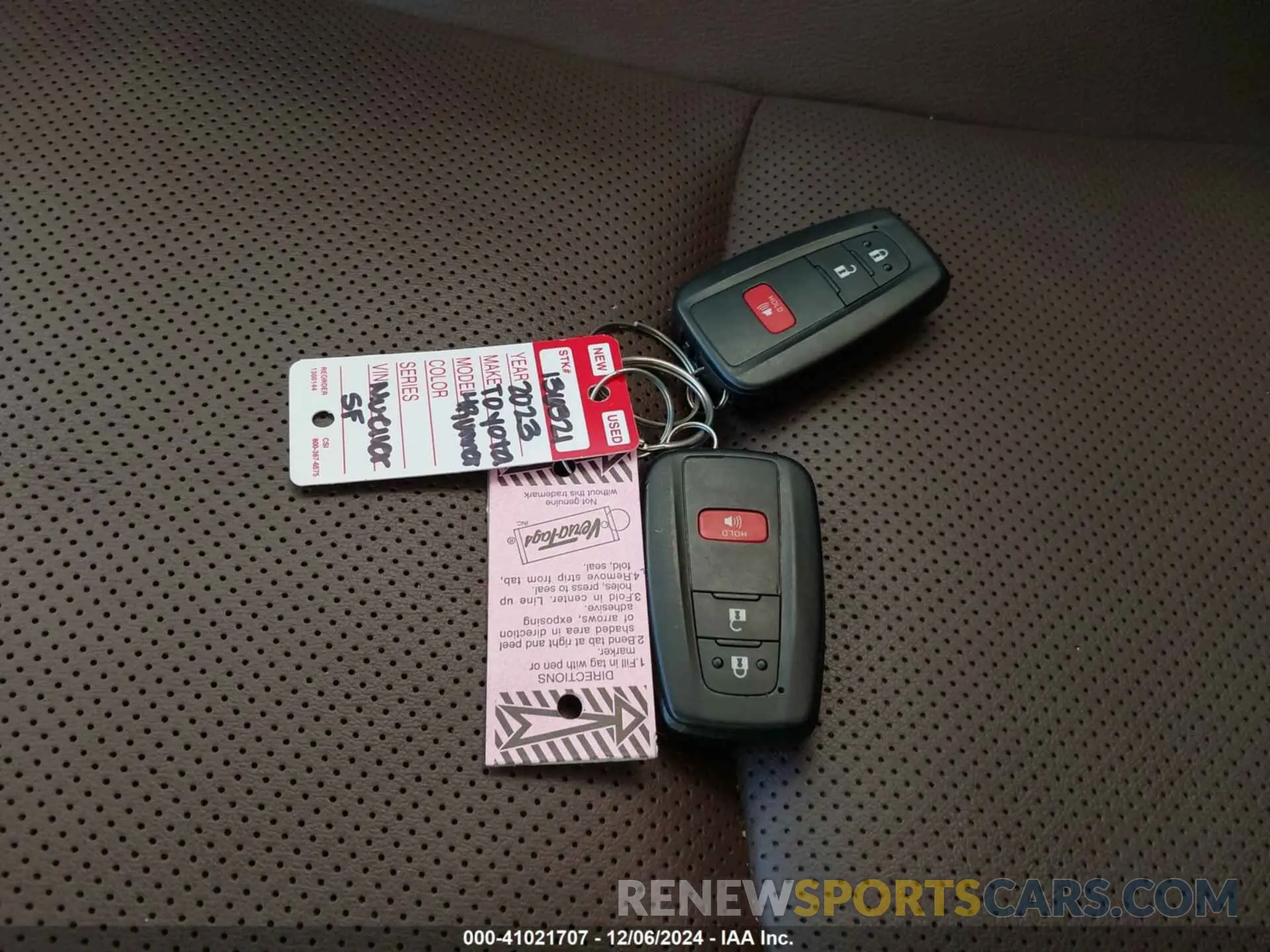 11 fotografías del automóvil dañado JTEKU5JR7P6091973 TOYOTA 4RUNNER 2023