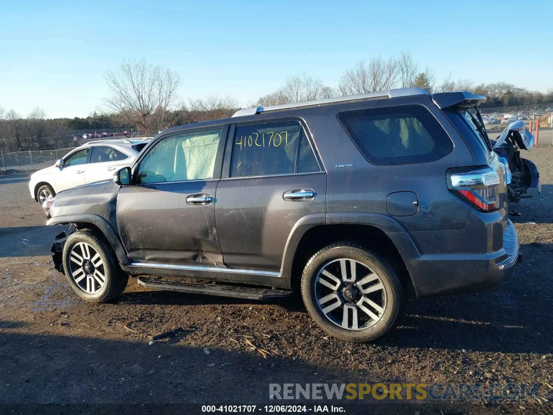 14 fotografías del automóvil dañado JTEKU5JR7P6091973 TOYOTA 4RUNNER 2023