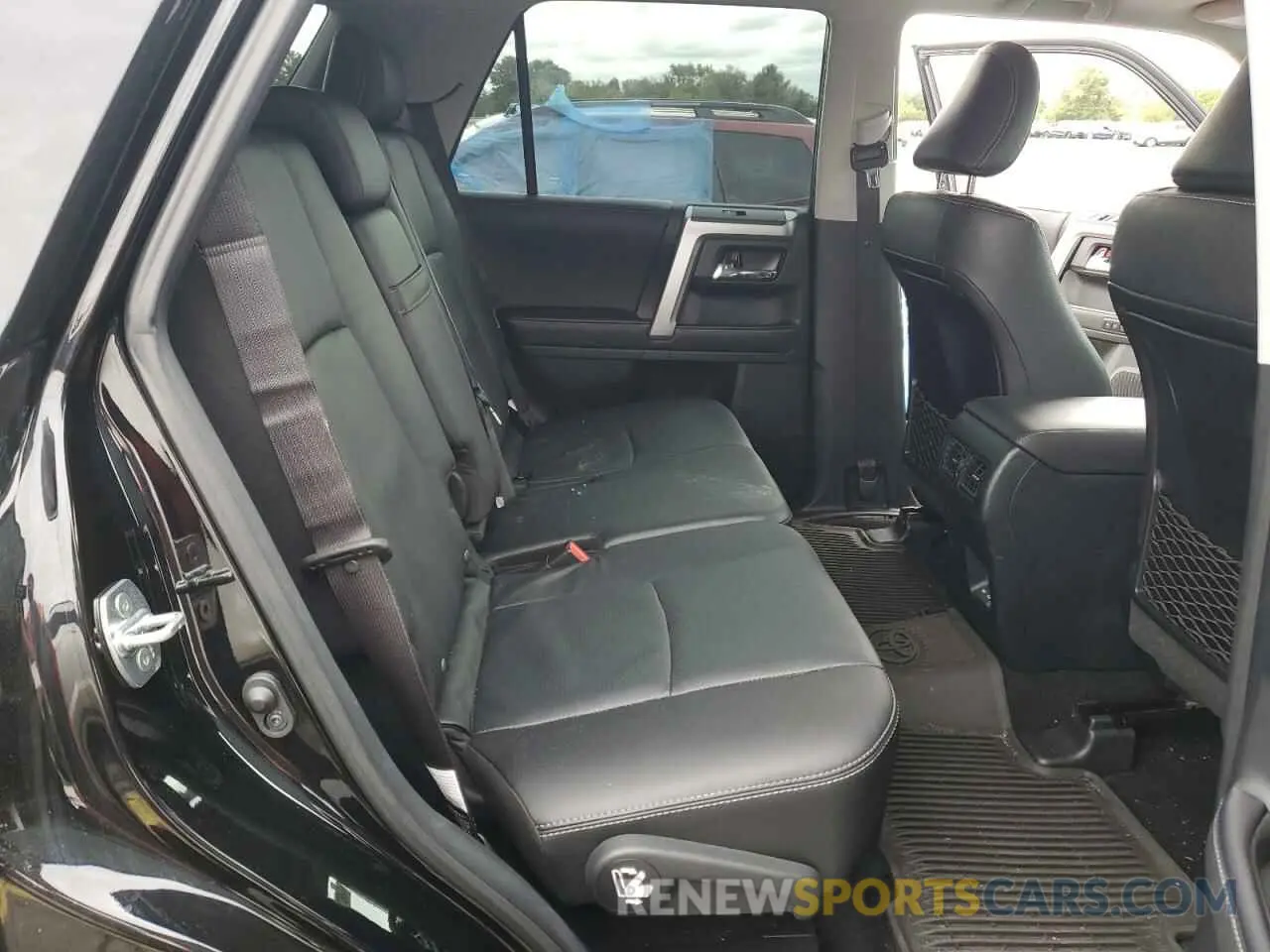 11 fotografías del automóvil dañado JTEKU5JR7P6200111 TOYOTA 4RUNNER 2023