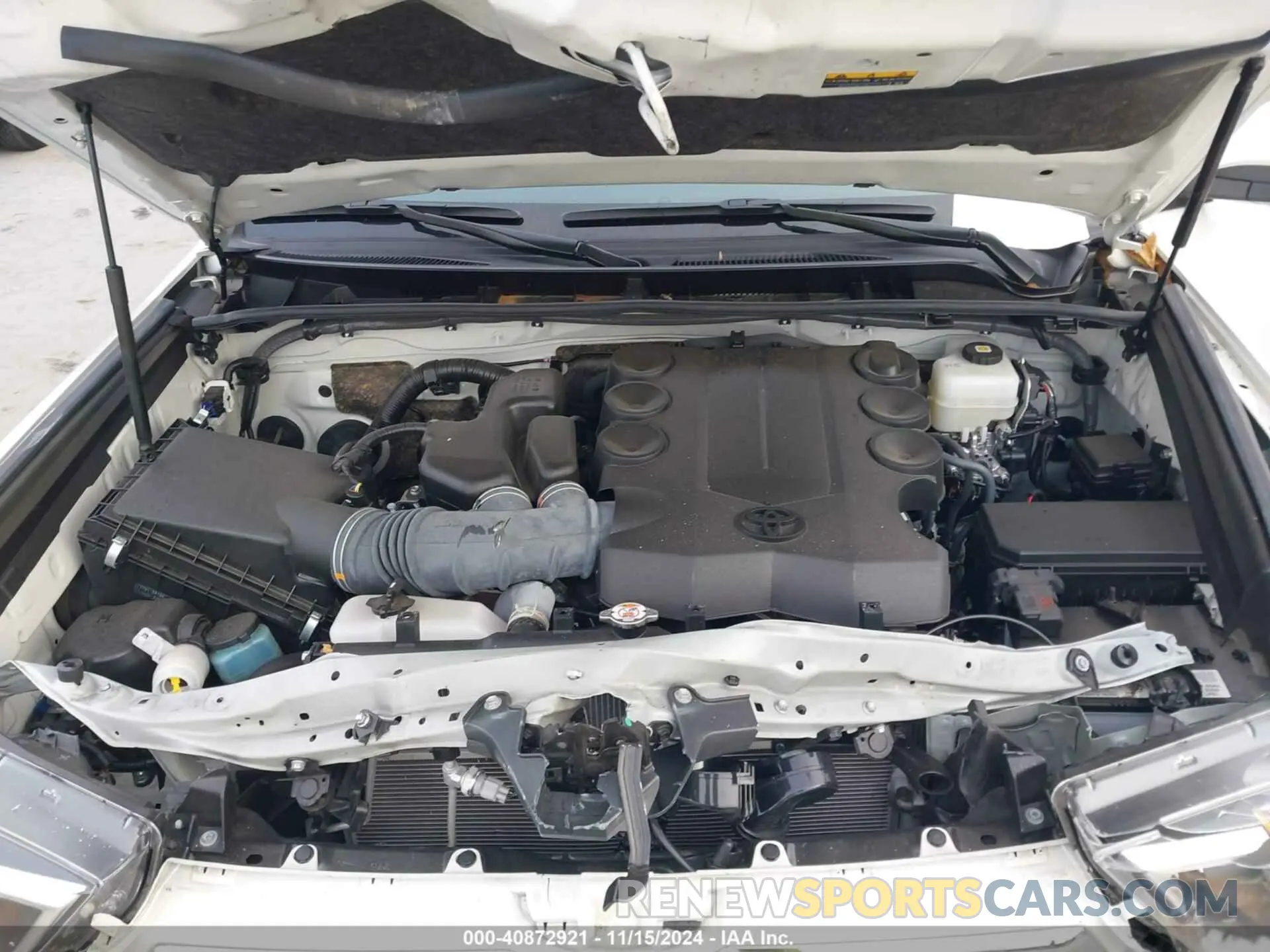 10 fotografías del automóvil dañado JTEKU5JR7P6203364 TOYOTA 4RUNNER 2023
