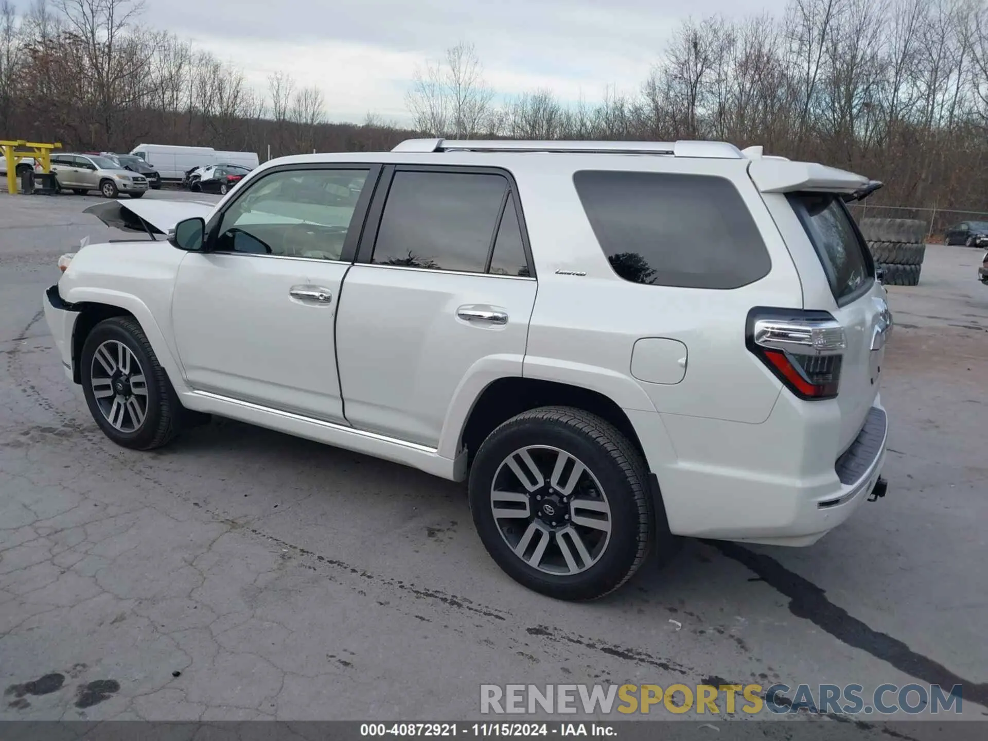 3 fotografías del automóvil dañado JTEKU5JR7P6203364 TOYOTA 4RUNNER 2023