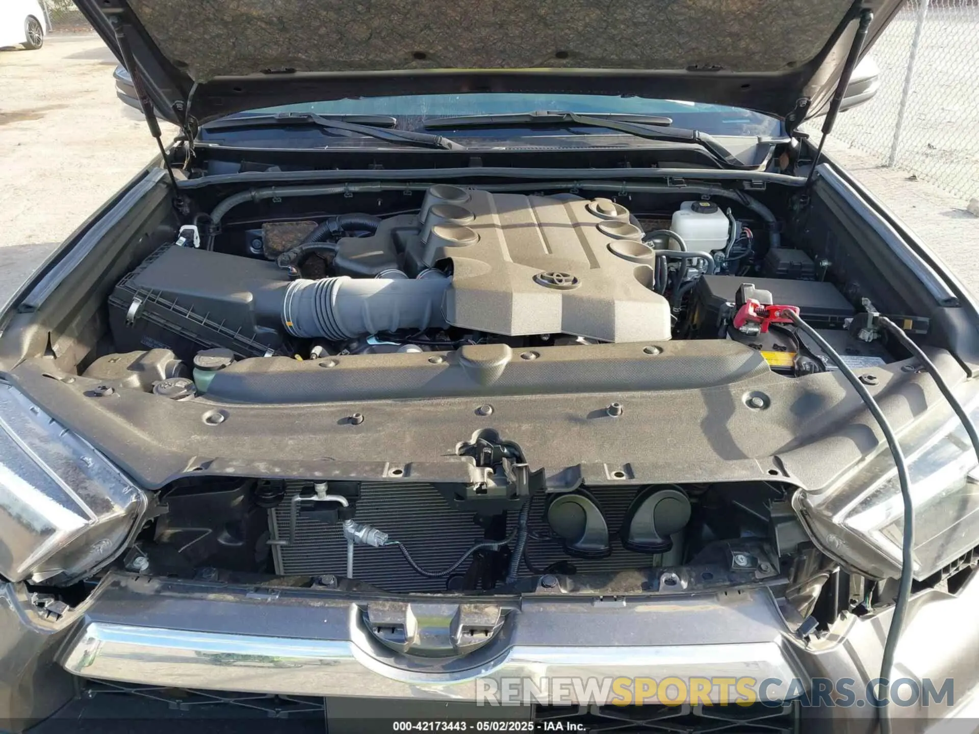 10 fotografías del automóvil dañado JTEKU5JR8P6133647 TOYOTA 4RUNNER 2023