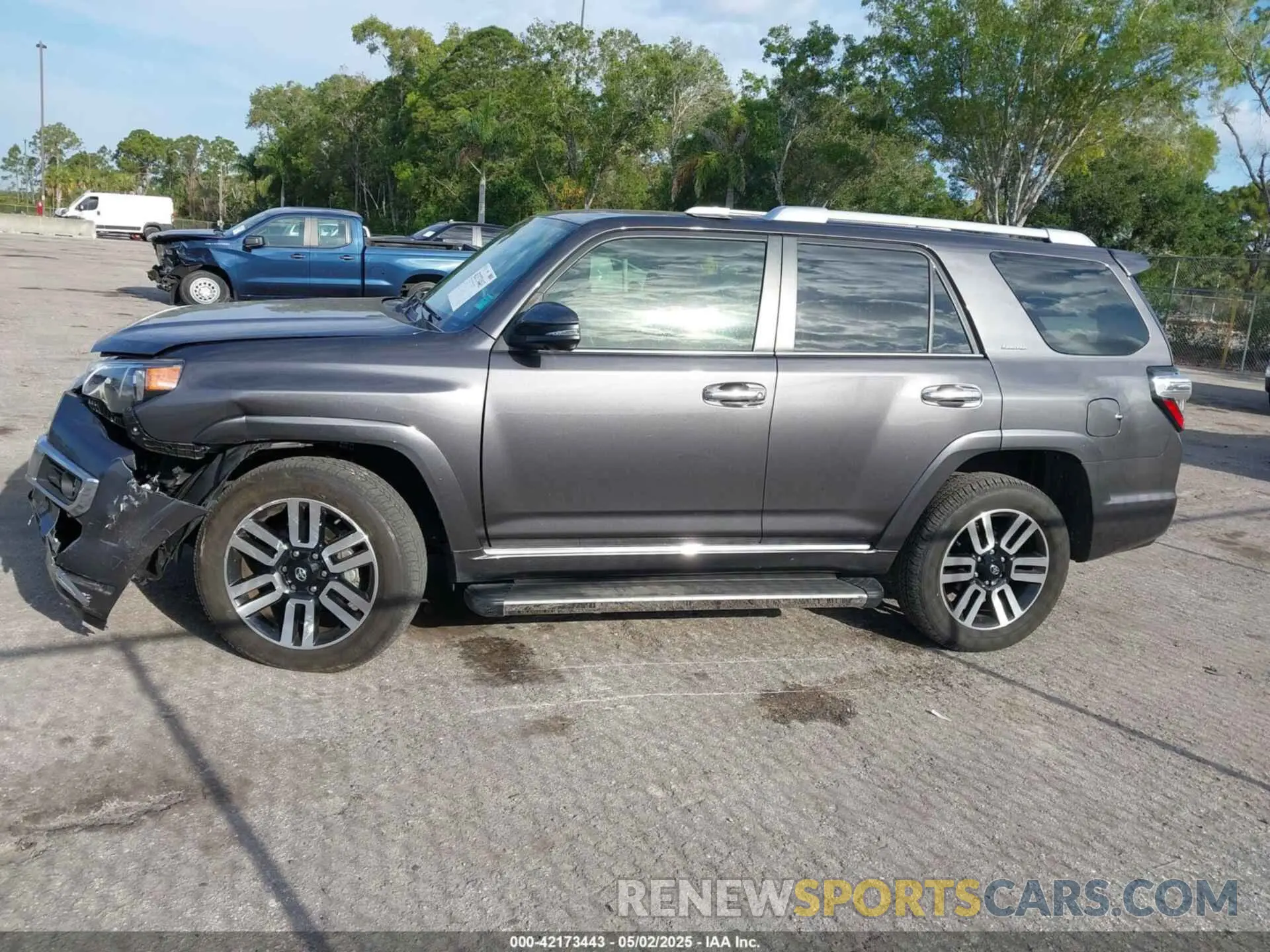 14 fotografías del automóvil dañado JTEKU5JR8P6133647 TOYOTA 4RUNNER 2023