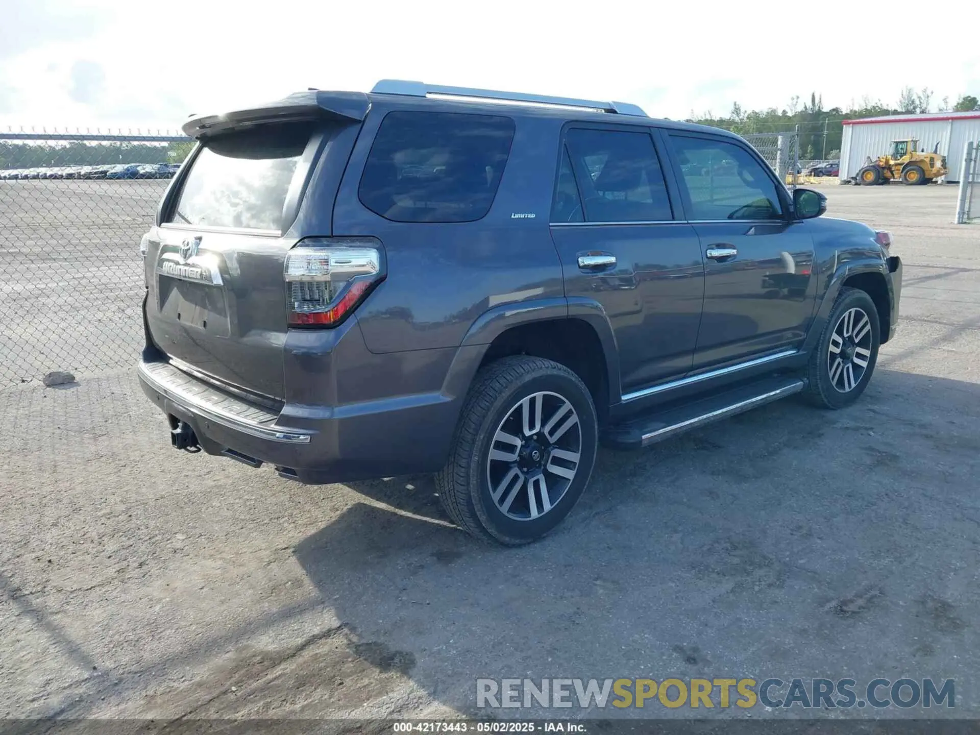 4 fotografías del automóvil dañado JTEKU5JR8P6133647 TOYOTA 4RUNNER 2023