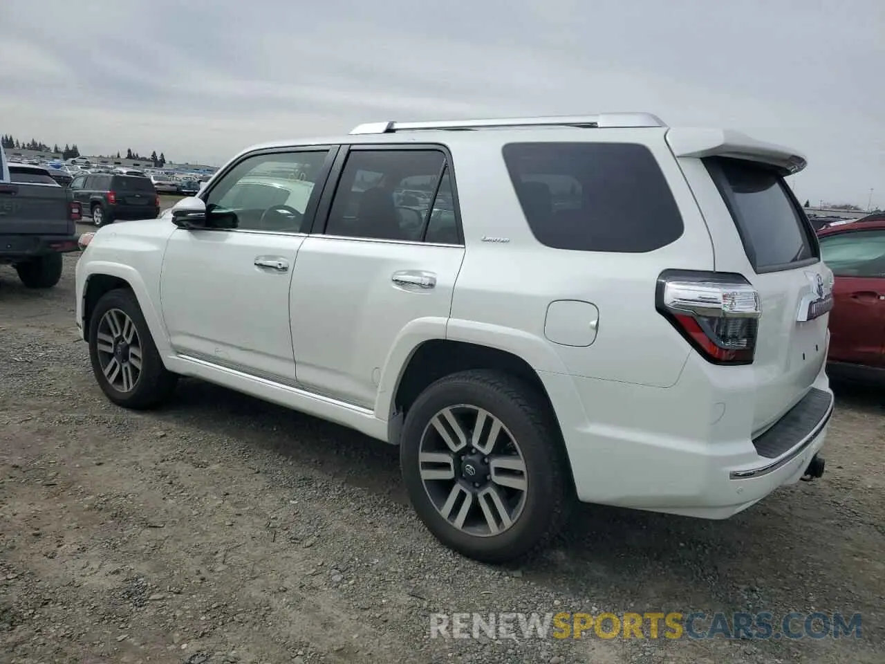 2 fotografías del automóvil dañado JTEKU5JR8P6183965 TOYOTA 4RUNNER 2023