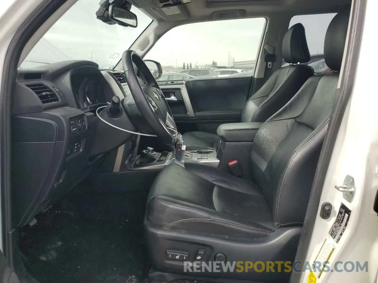 7 fotografías del automóvil dañado JTEKU5JR8P6183965 TOYOTA 4RUNNER 2023