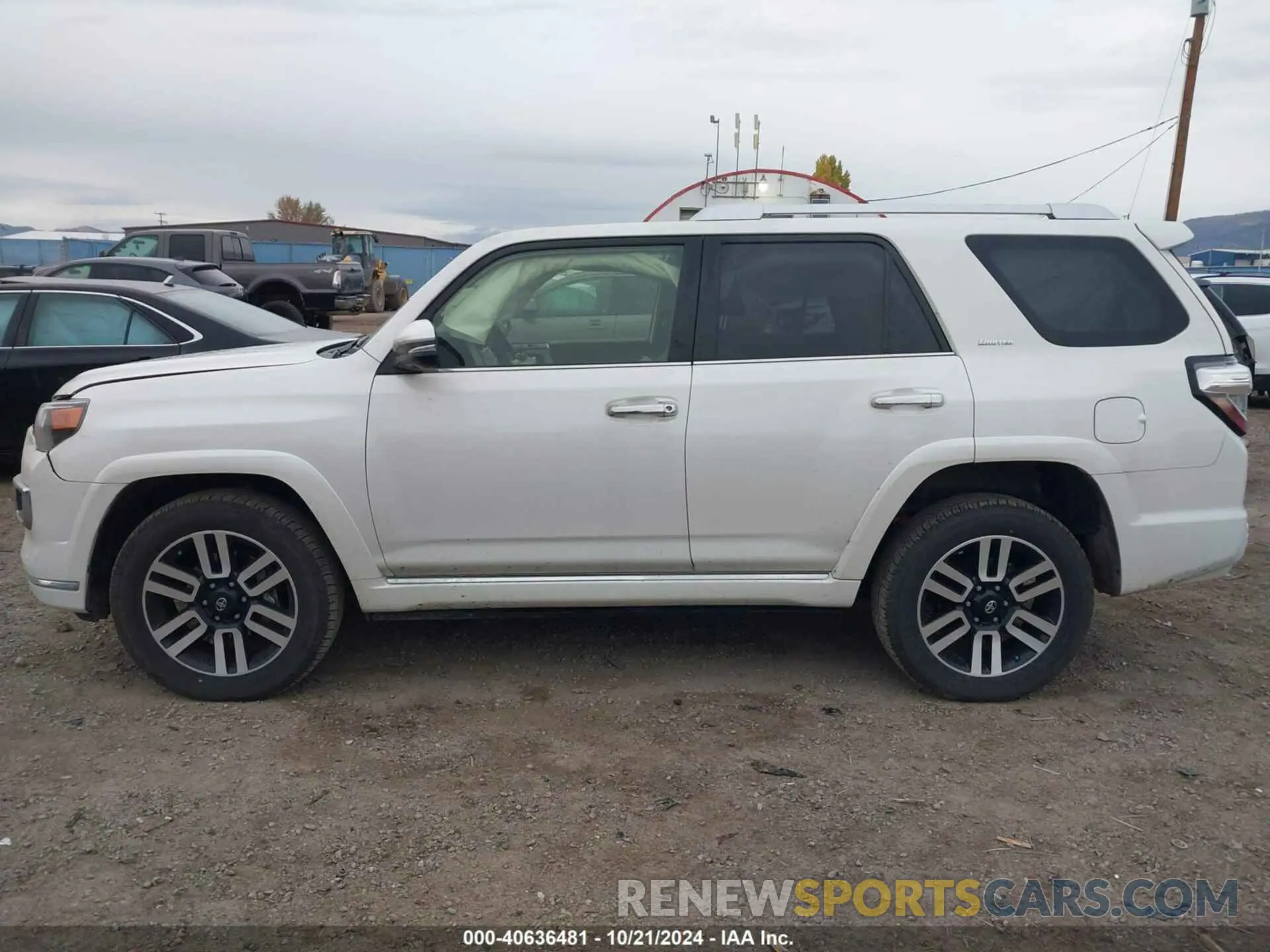 15 fotografías del automóvil dañado JTEKU5JR8P6187434 TOYOTA 4RUNNER 2023