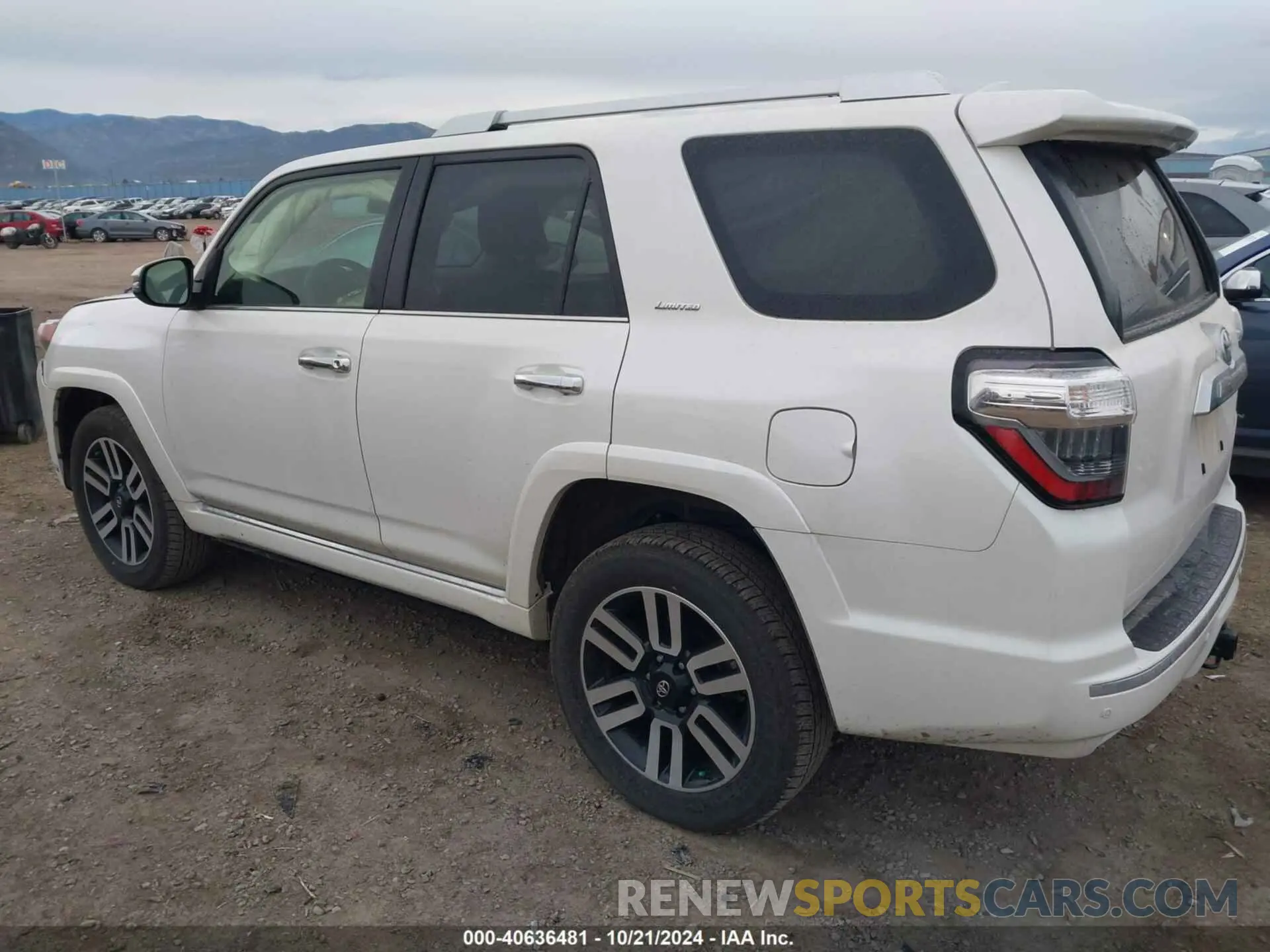 3 fotografías del automóvil dañado JTEKU5JR8P6187434 TOYOTA 4RUNNER 2023