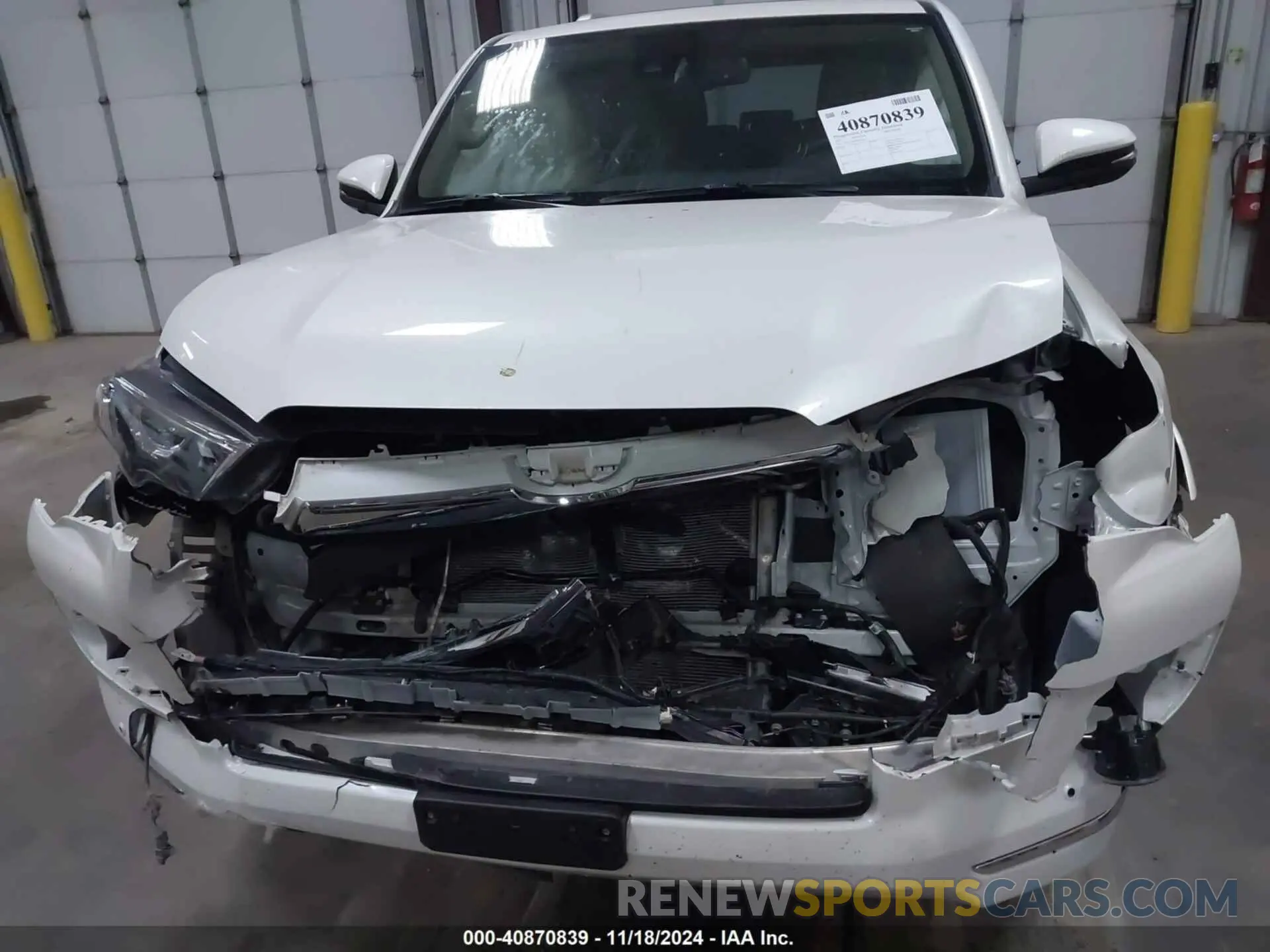 12 fotografías del automóvil dañado JTEKU5JR9P6173641 TOYOTA 4RUNNER 2023
