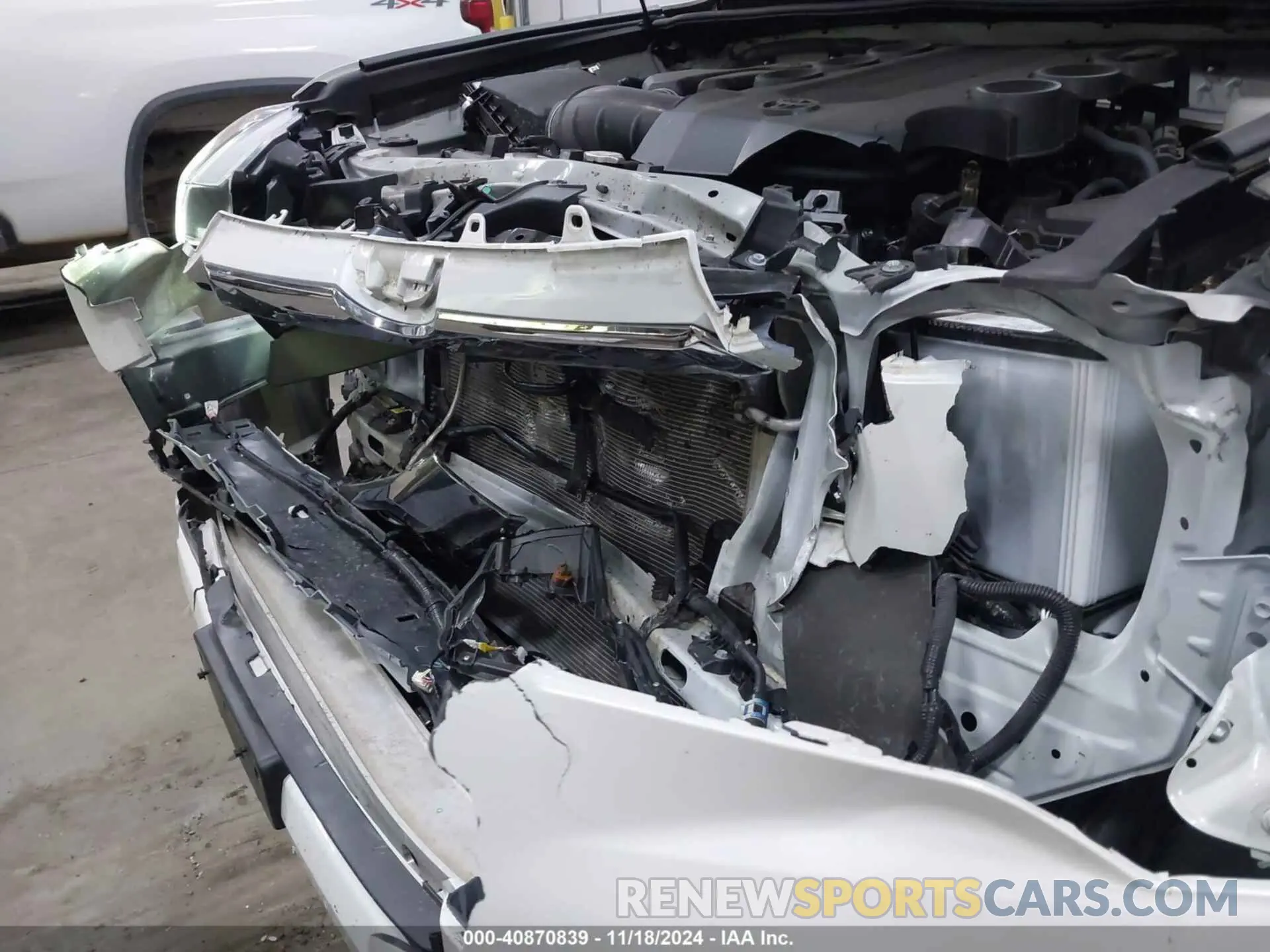 18 fotografías del automóvil dañado JTEKU5JR9P6173641 TOYOTA 4RUNNER 2023