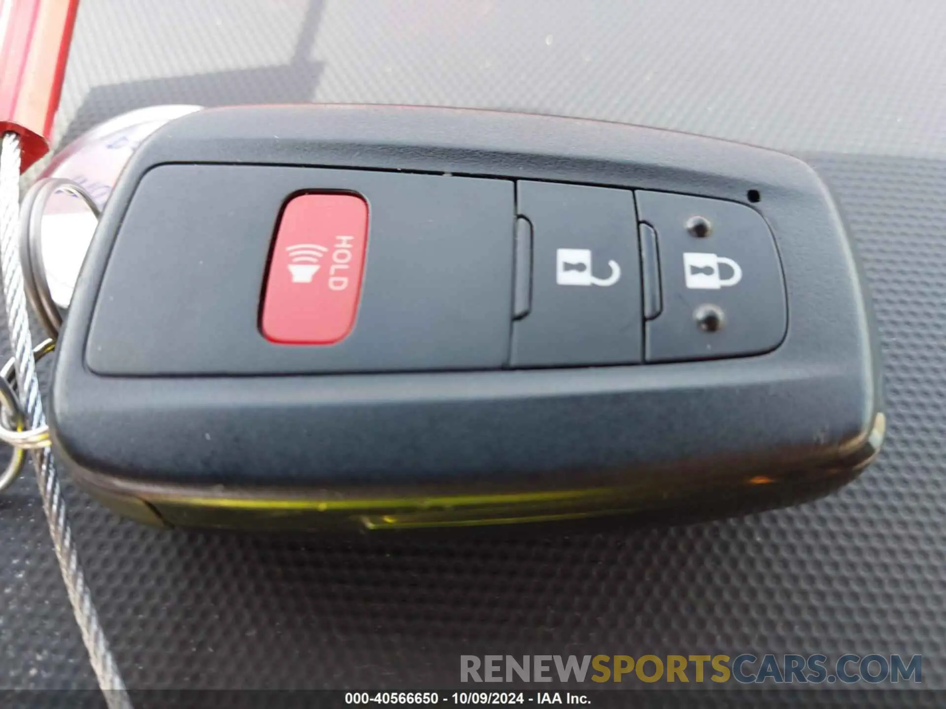 11 fotografías del automóvil dañado JTELU5JR1P6156806 TOYOTA 4RUNNER 2023