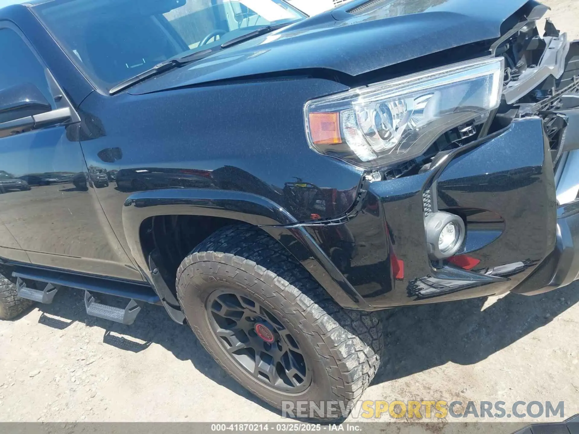 18 fotografías del automóvil dañado JTELU5JR3P6142681 TOYOTA 4RUNNER 2023