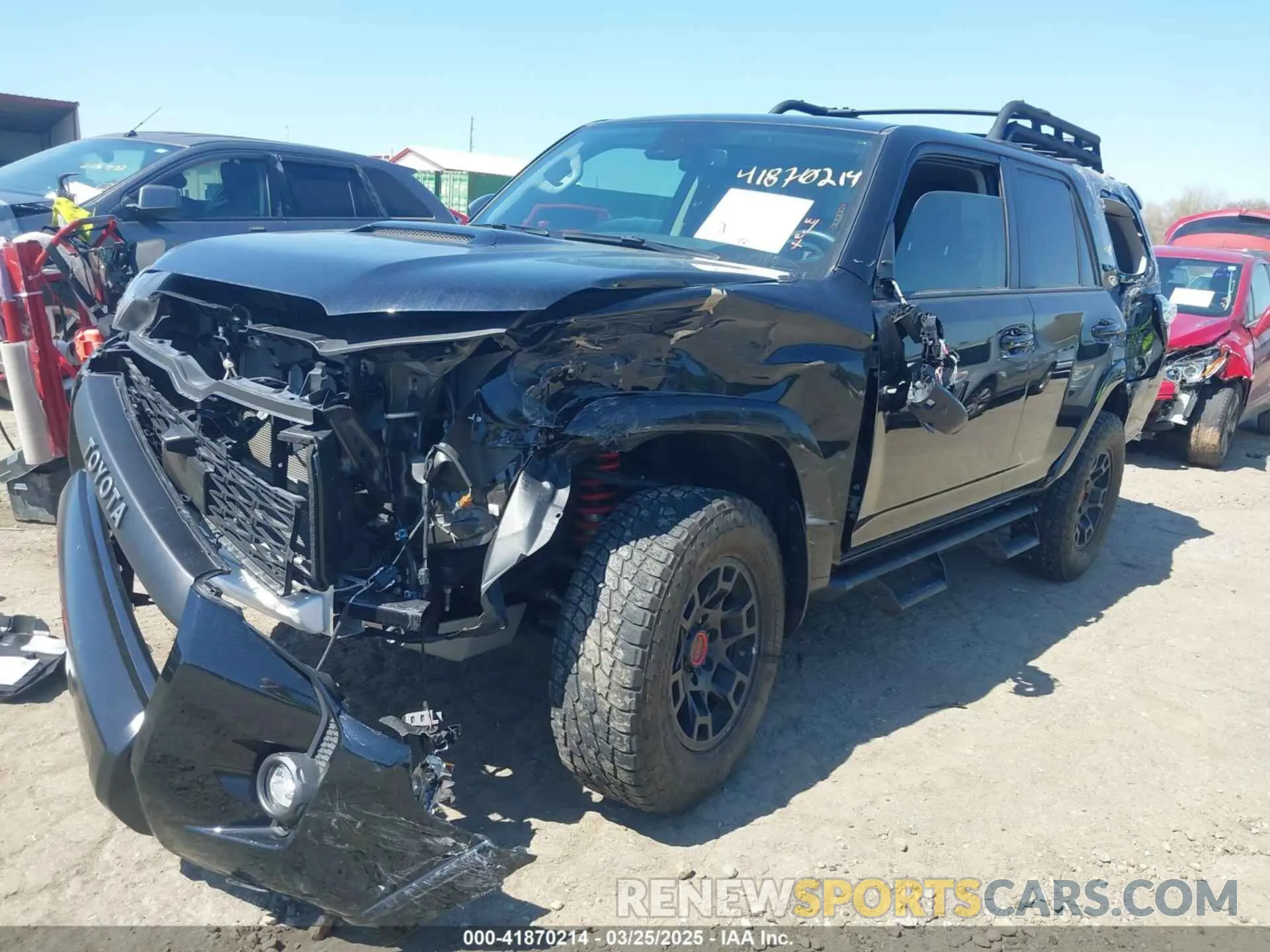 2 fotografías del automóvil dañado JTELU5JR3P6142681 TOYOTA 4RUNNER 2023