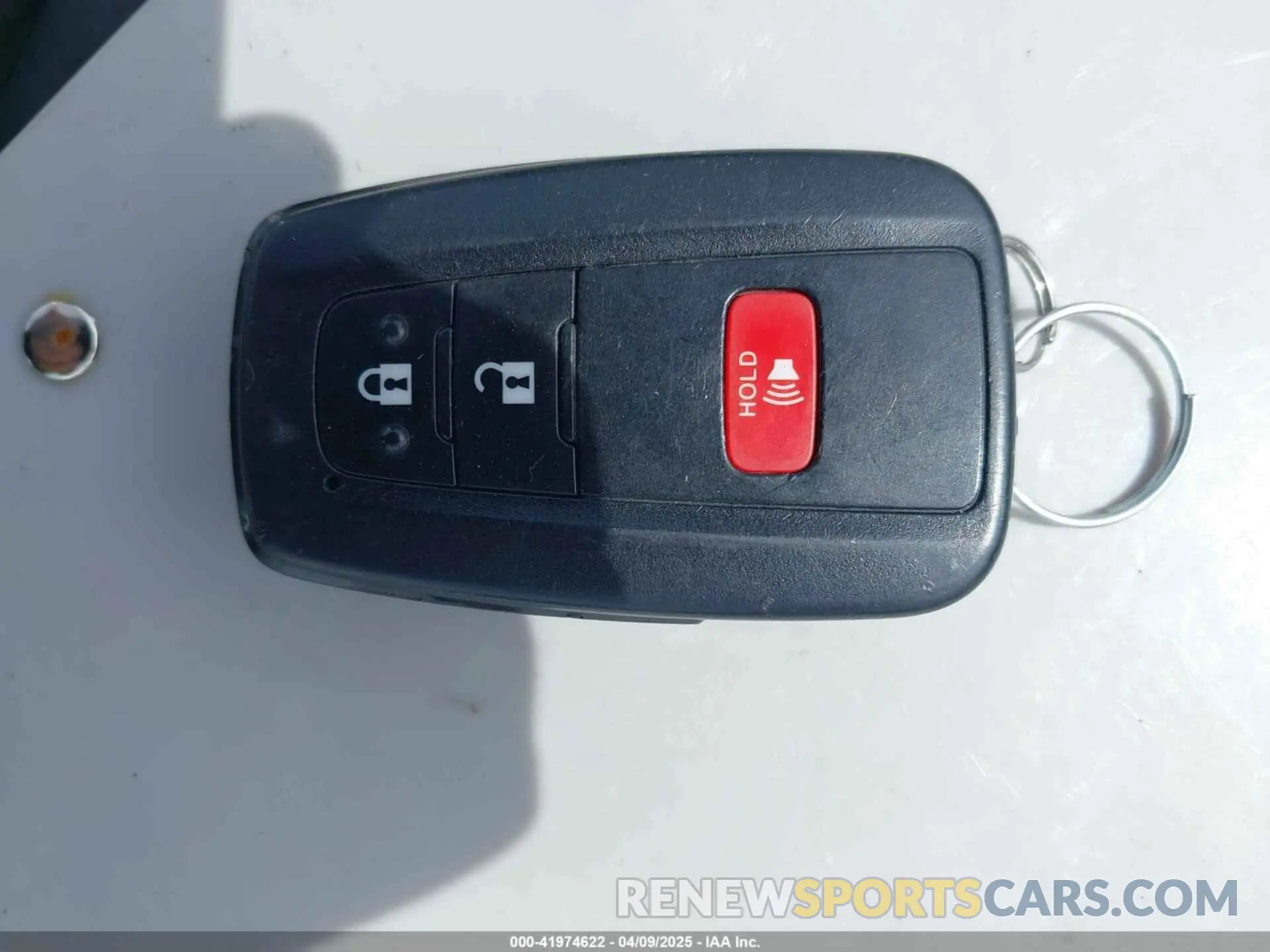 11 fotografías del automóvil dañado JTEMU5JR1P6088009 TOYOTA 4RUNNER 2023