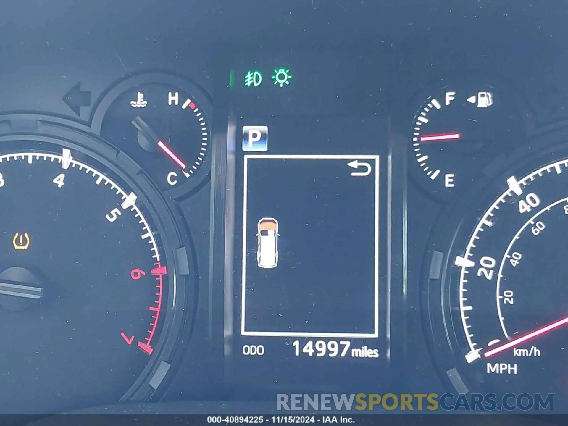 15 fotografías del automóvil dañado JTEMU5JR2P6141140 TOYOTA 4RUNNER 2023