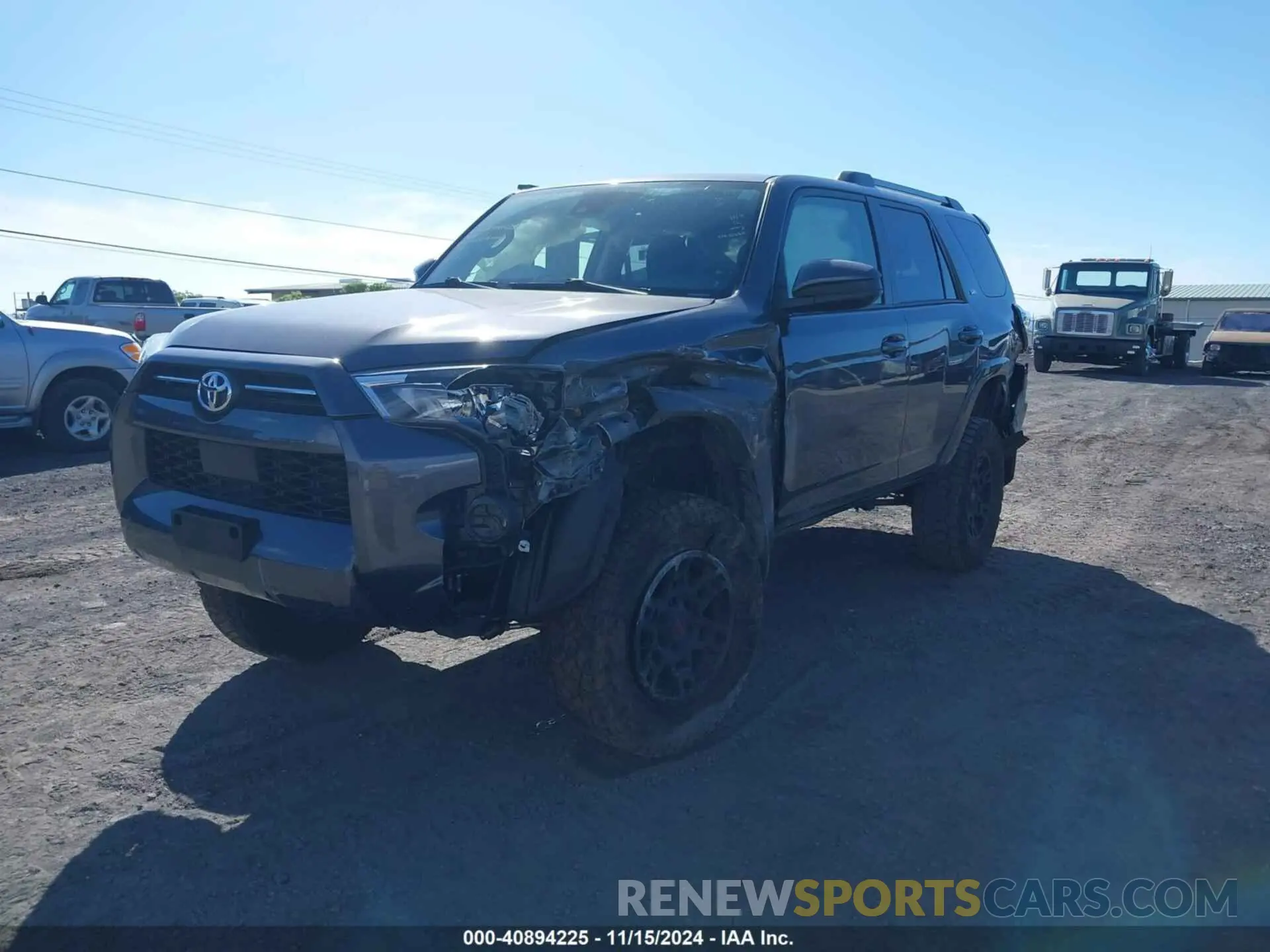6 fotografías del automóvil dañado JTEMU5JR2P6141140 TOYOTA 4RUNNER 2023