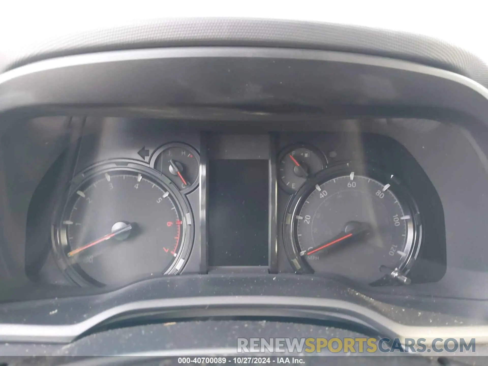 7 fotografías del automóvil dañado JTEMU5JR2P6143230 TOYOTA 4RUNNER 2023