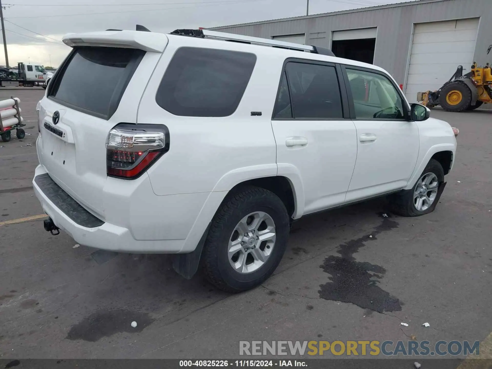 4 fotografías del automóvil dañado JTEMU5JRXP6142262 TOYOTA 4RUNNER 2023