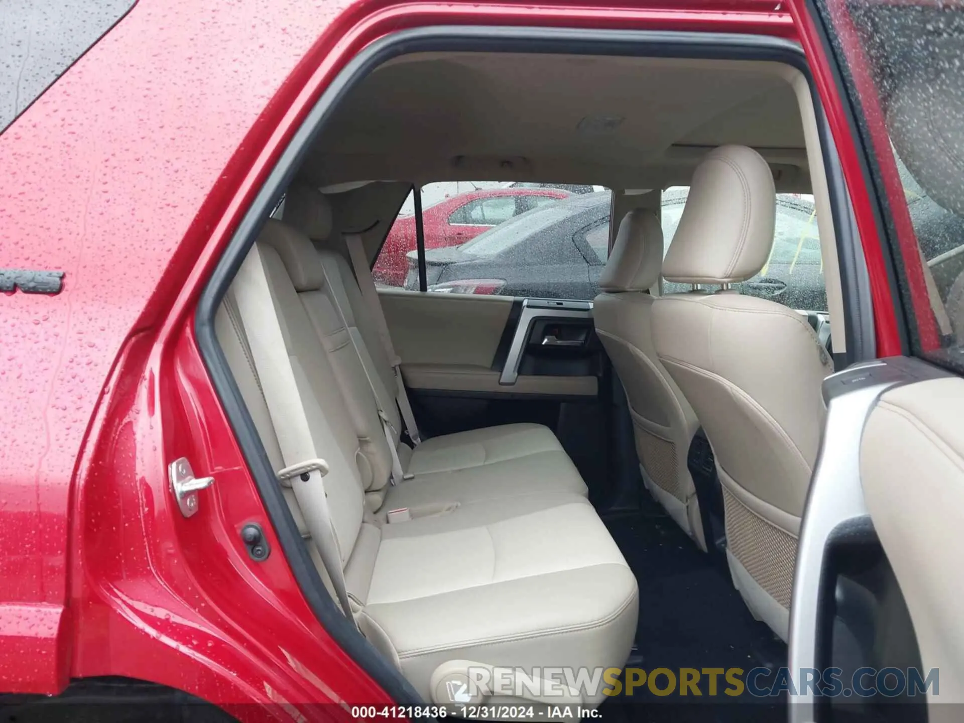 8 fotografías del automóvil dañado JTENU5JR0P6188428 TOYOTA 4RUNNER 2023