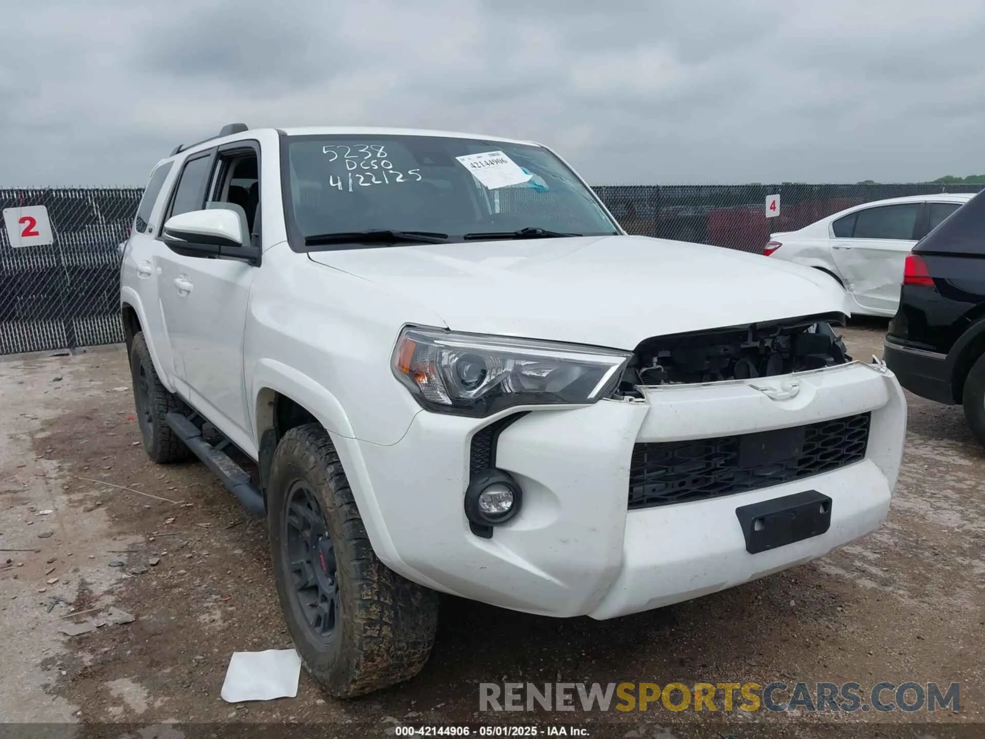 1 fotografías del automóvil dañado JTENU5JR2P6126481 TOYOTA 4RUNNER 2023