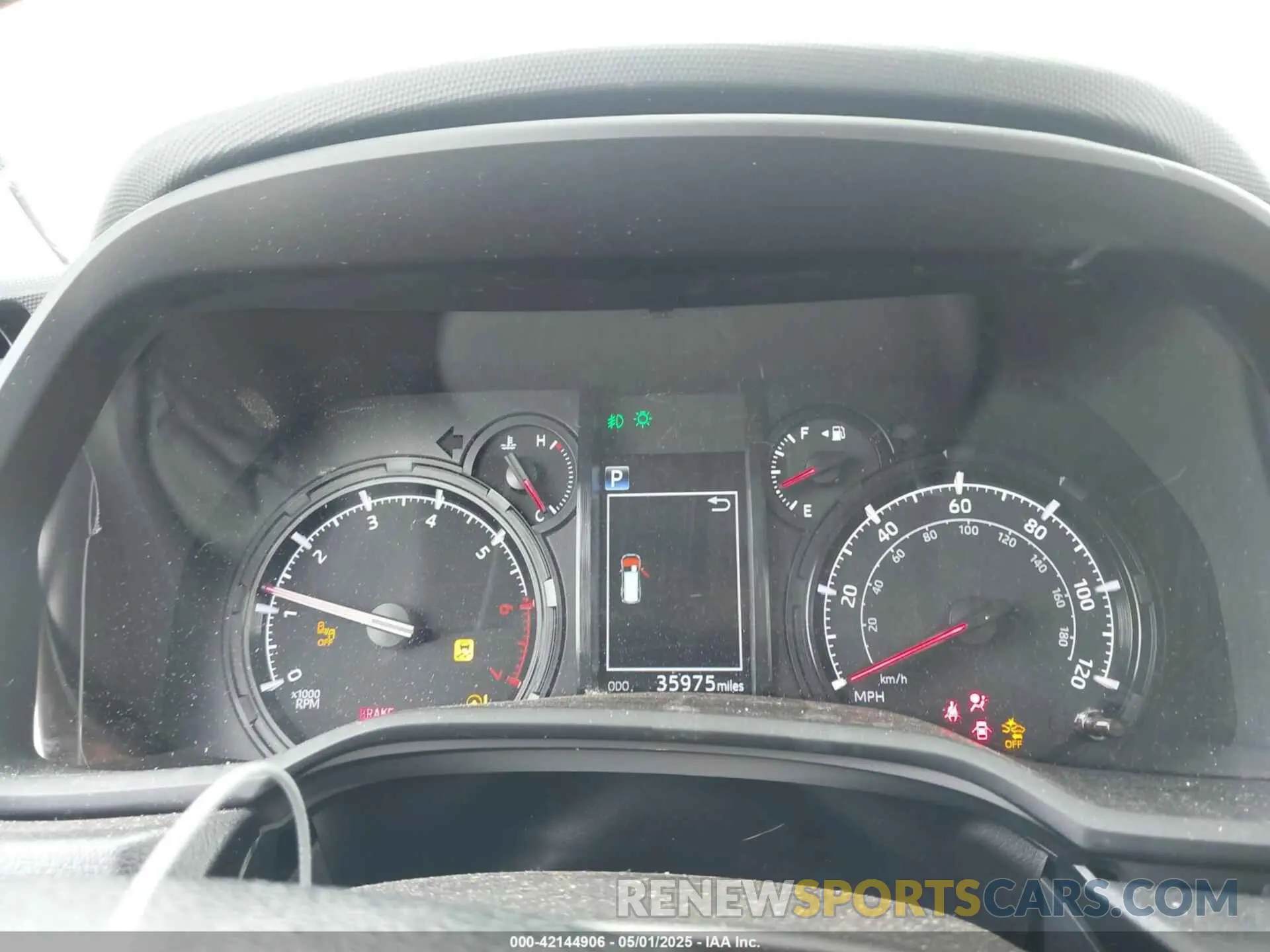 7 fotografías del automóvil dañado JTENU5JR2P6126481 TOYOTA 4RUNNER 2023