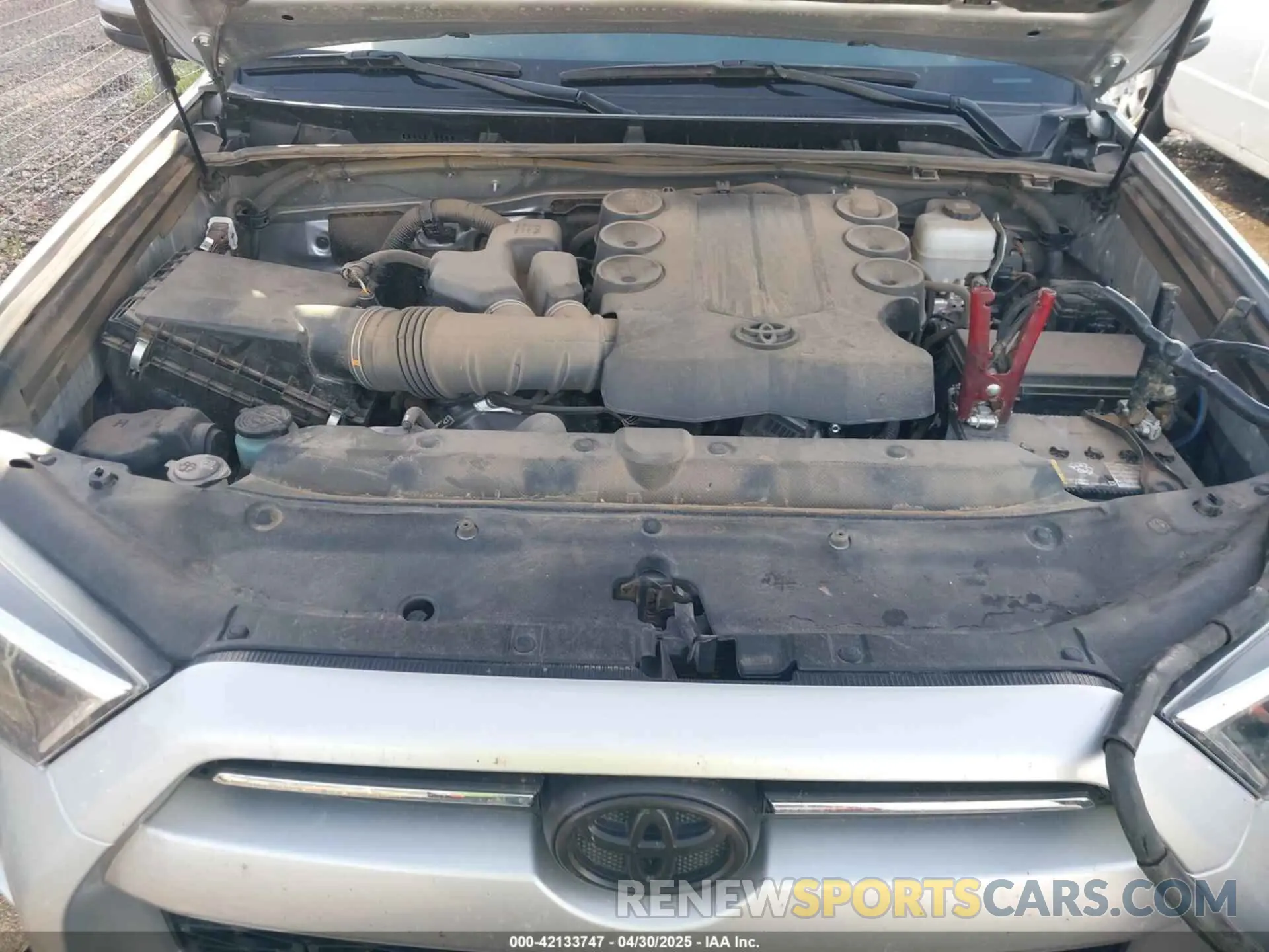 10 fotografías del automóvil dañado JTENU5JR3P6109169 TOYOTA 4RUNNER 2023