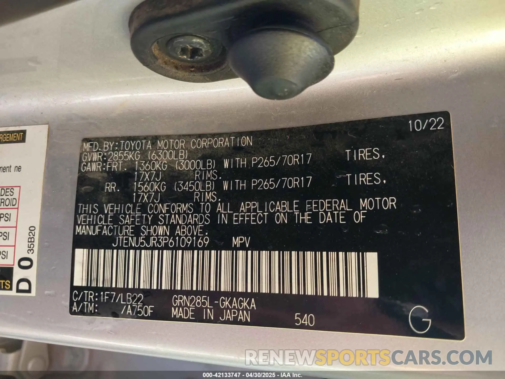 9 fotografías del automóvil dañado JTENU5JR3P6109169 TOYOTA 4RUNNER 2023