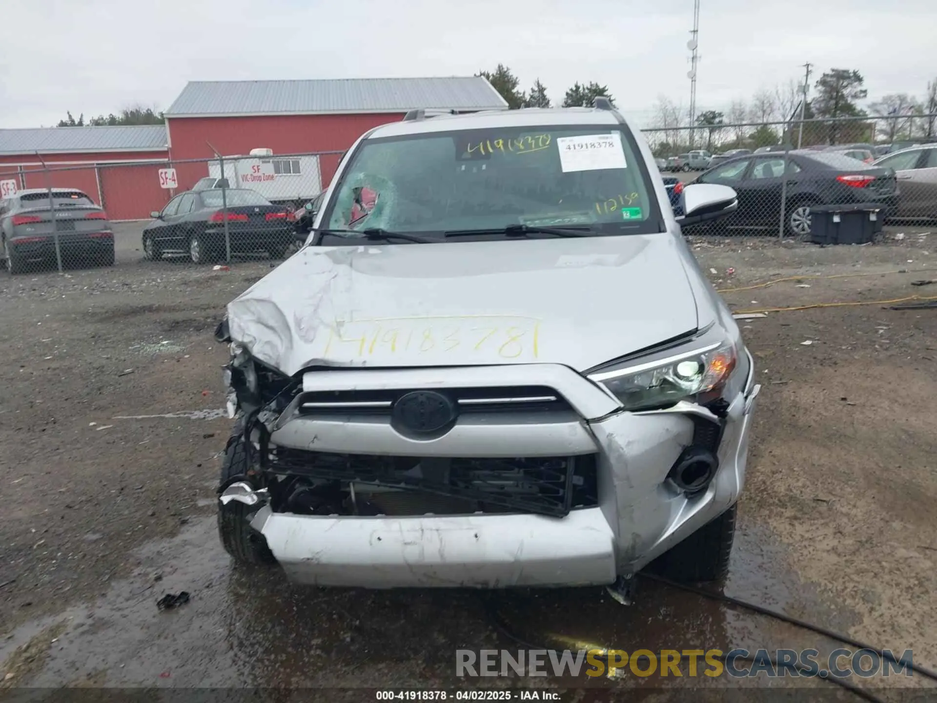 12 fotografías del automóvil dañado JTENU5JR4P6112159 TOYOTA 4RUNNER 2023