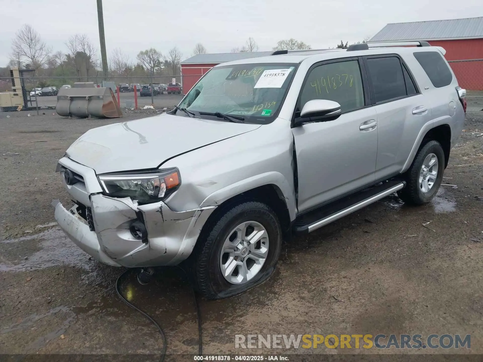 2 fotografías del automóvil dañado JTENU5JR4P6112159 TOYOTA 4RUNNER 2023