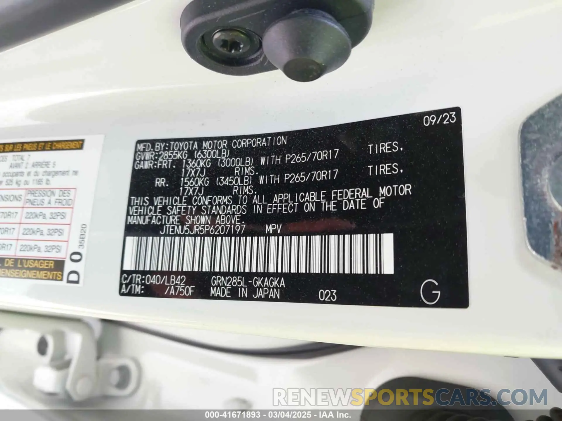 9 fotografías del automóvil dañado JTENU5JR5P6207197 TOYOTA 4RUNNER 2023
