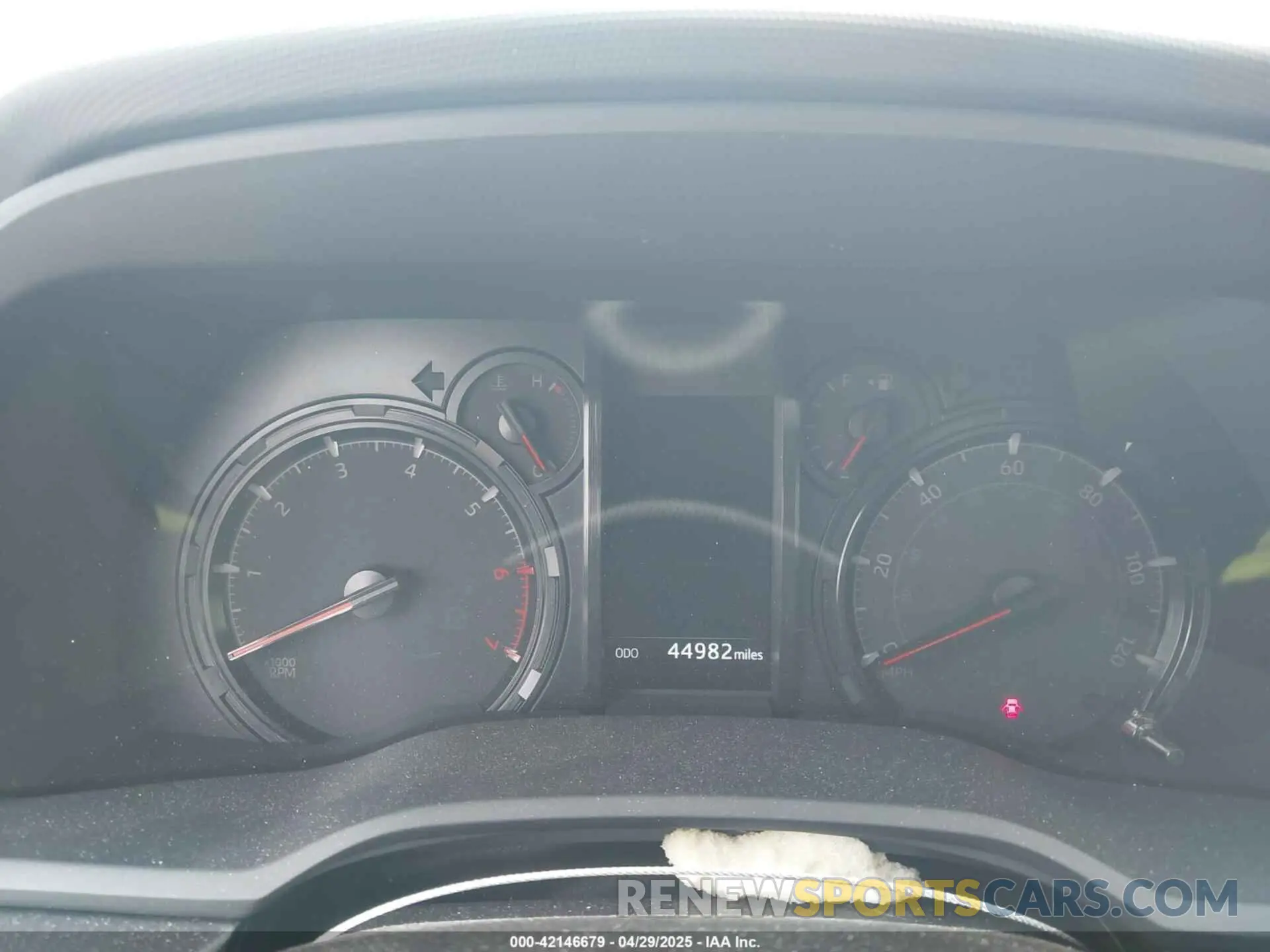 7 fotografías del automóvil dañado JTENU5JR9P6195572 TOYOTA 4RUNNER 2023