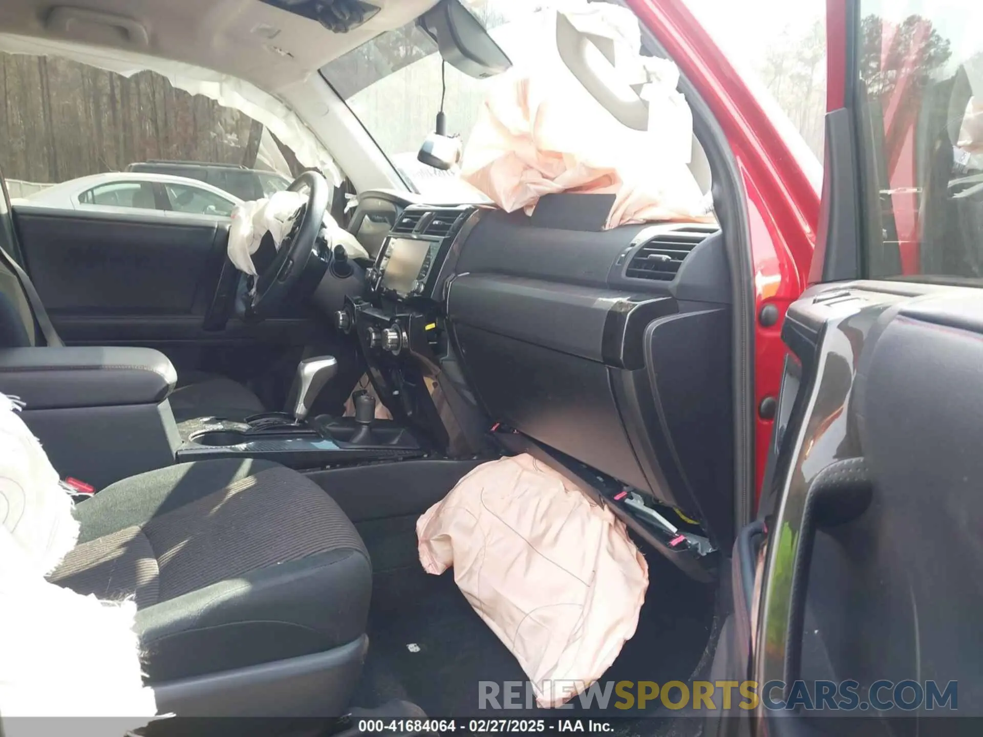 5 fotografías del automóvil dañado JTEPU5JR1P6134466 TOYOTA 4RUNNER 2023