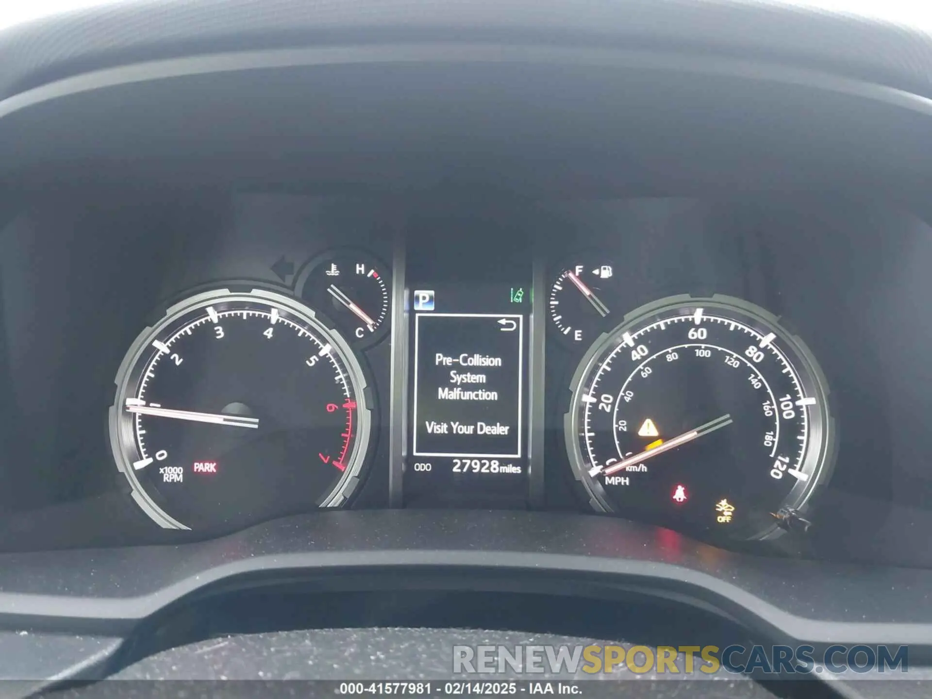 7 fotografías del automóvil dañado JTERU5JR2P6173804 TOYOTA 4RUNNER 2023