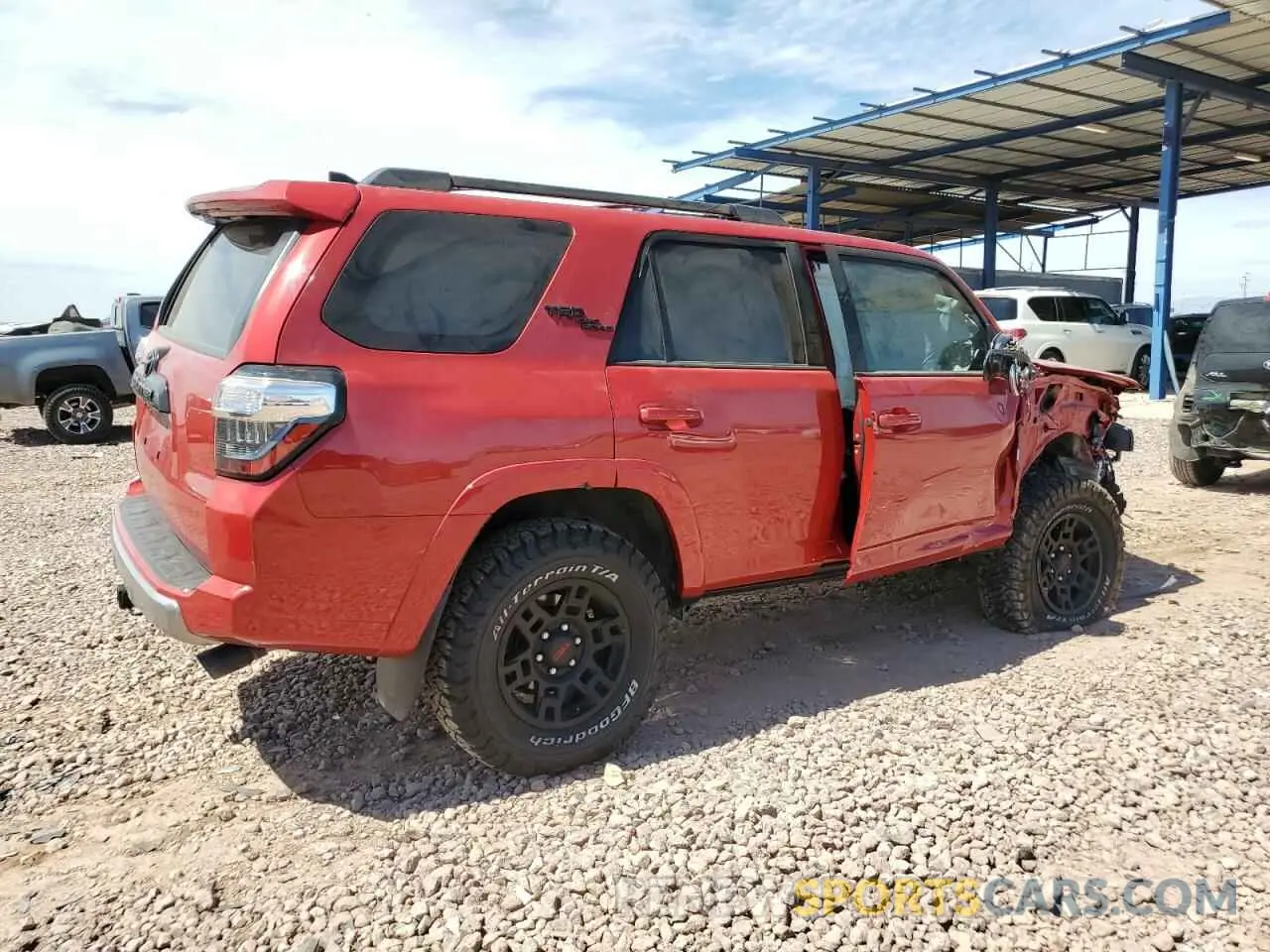 3 fotografías del automóvil dañado JTERU5JR8P6189795 TOYOTA 4RUNNER 2023