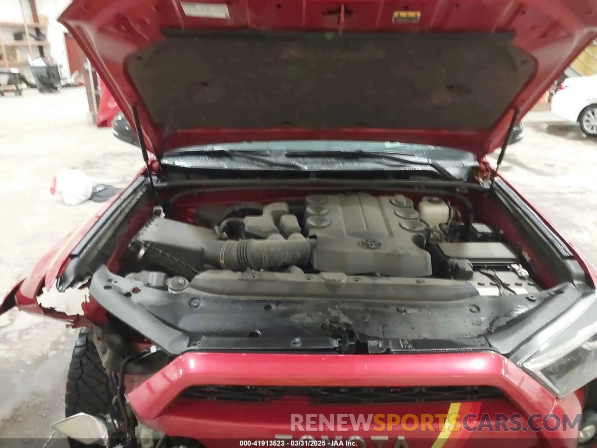 10 fotografías del automóvil dañado JTEUU5JR3P6153667 TOYOTA 4RUNNER 2023